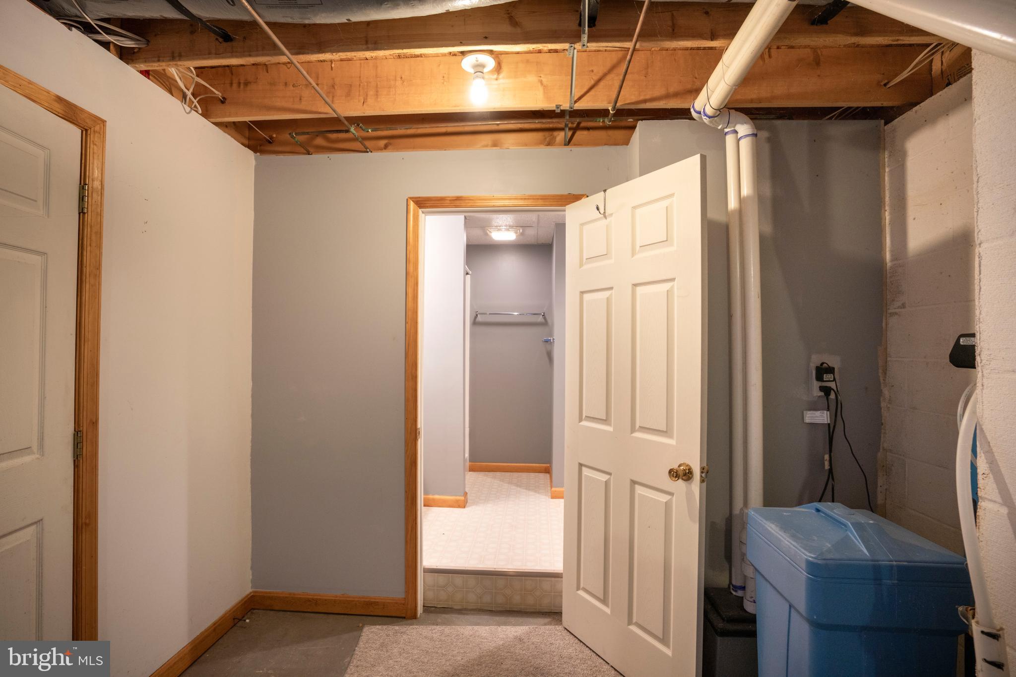 GREENLEAF MANOR - Residential