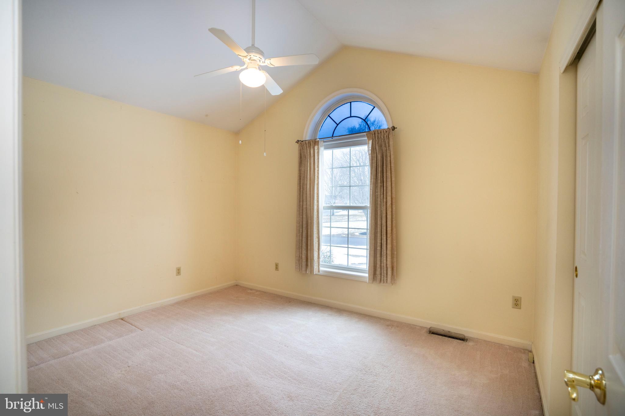 GREENLEAF MANOR - Residential