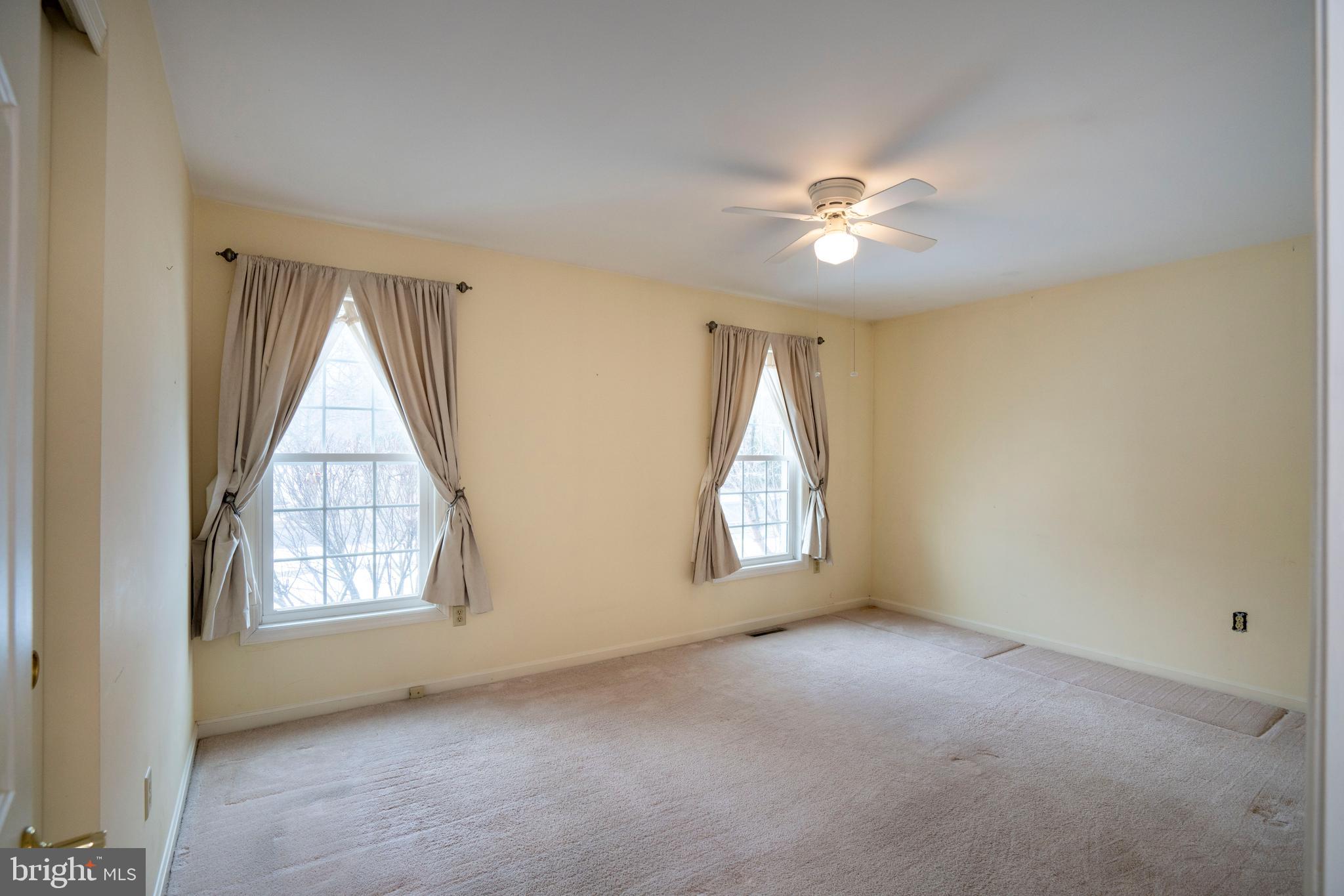 GREENLEAF MANOR - Residential