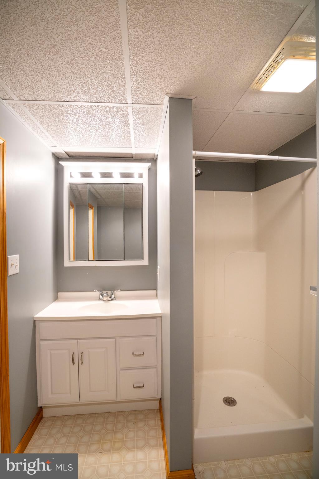 GREENLEAF MANOR - Residential