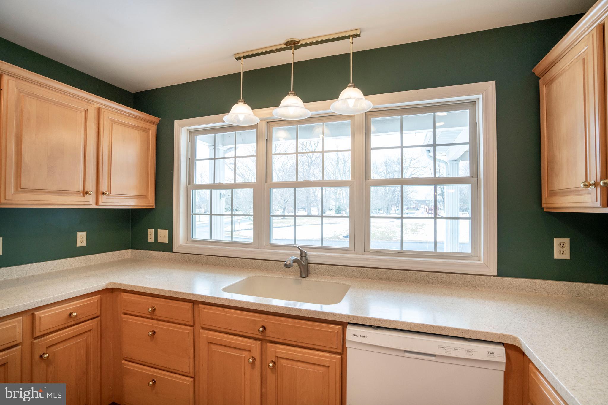 GREENLEAF MANOR - Residential