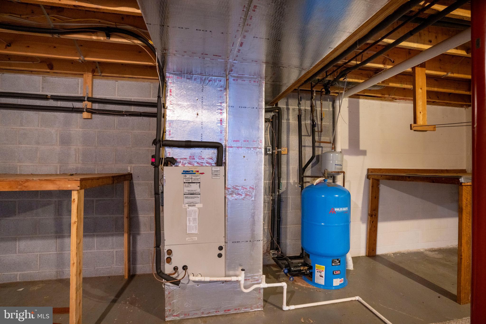 GREENLEAF MANOR - Residential