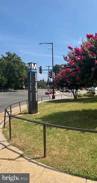 HOLLY PARK - Residential