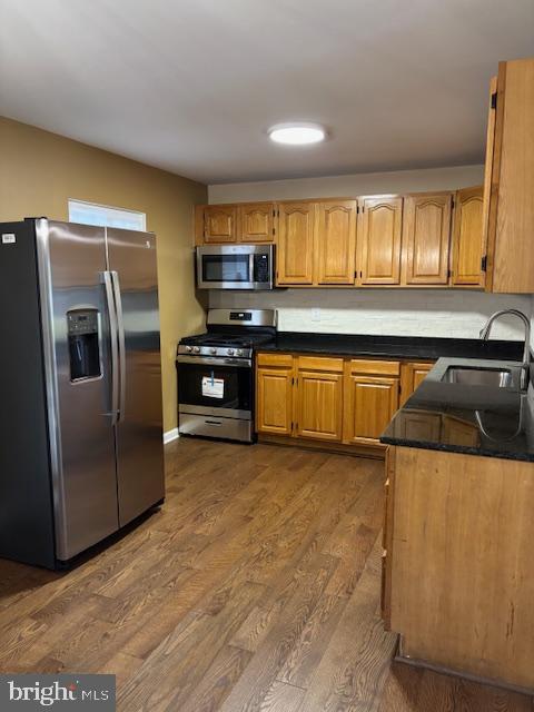 HOLLY PARK - Residential