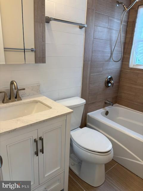 HOLLY PARK - Residential