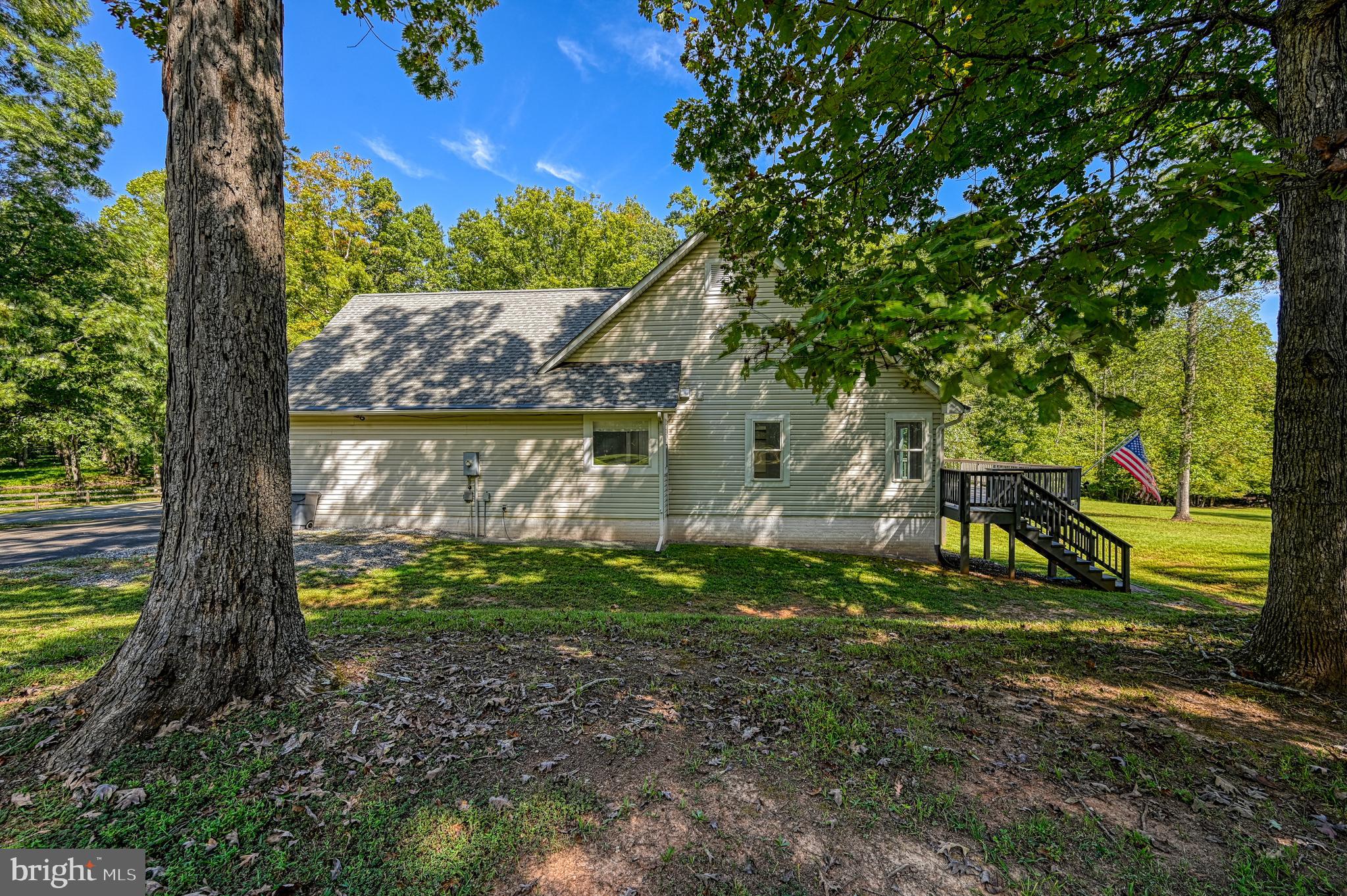 FOXWOOD MANOR - Residential