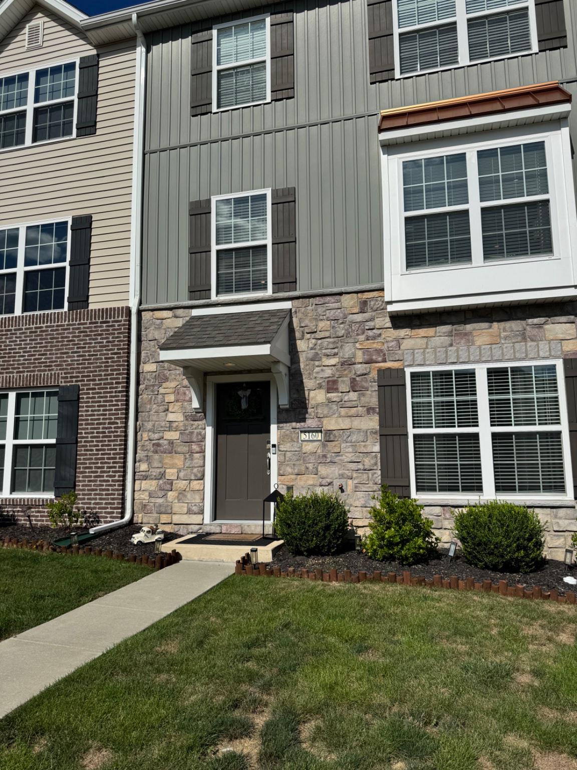 5160 LAUREL VALLEY LANE