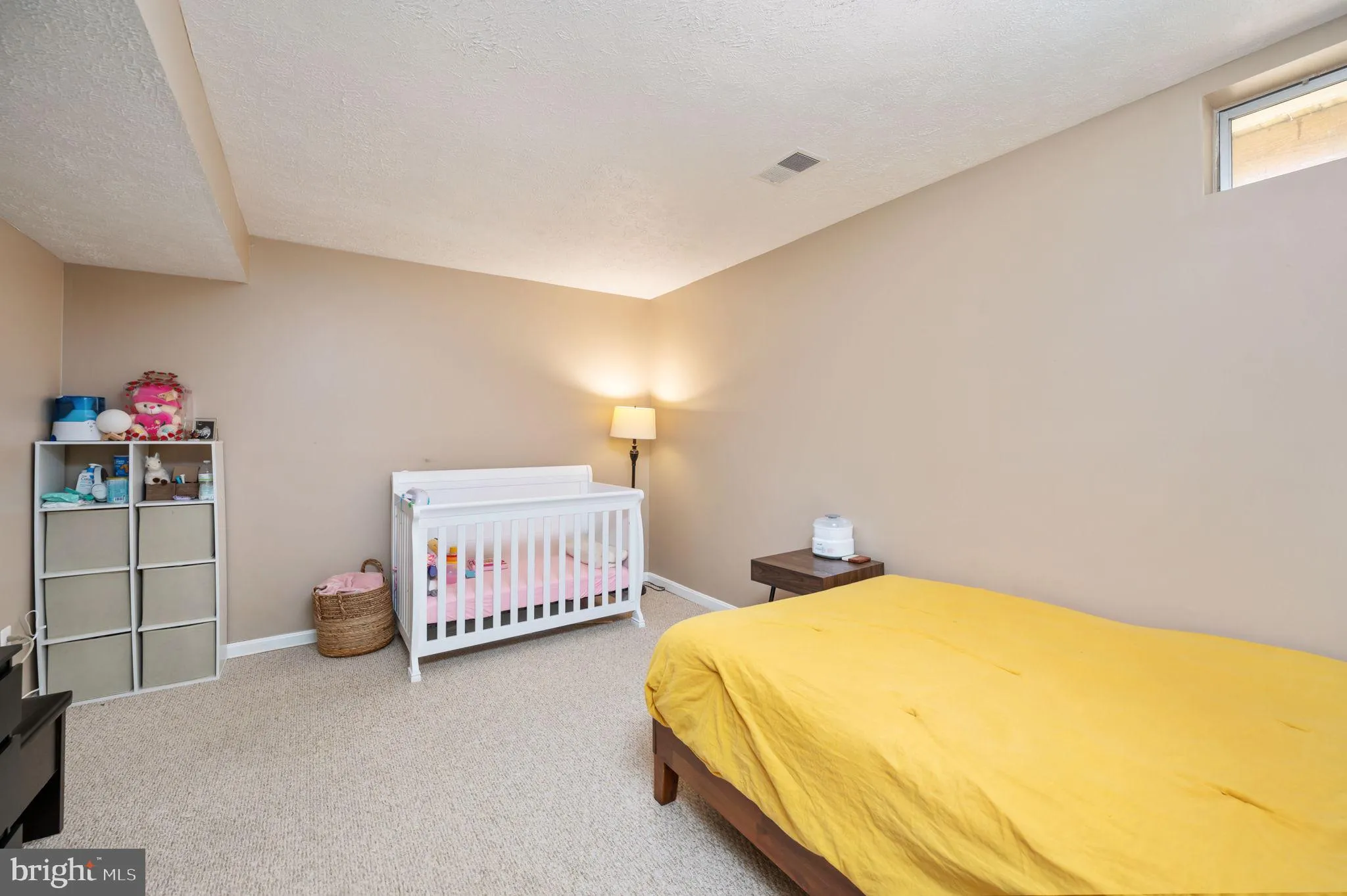 Manassas, Virginia 20112, United States, 5 Bedrooms Bedrooms, ,4 BathroomsBathrooms,Residential,Contingent,79204