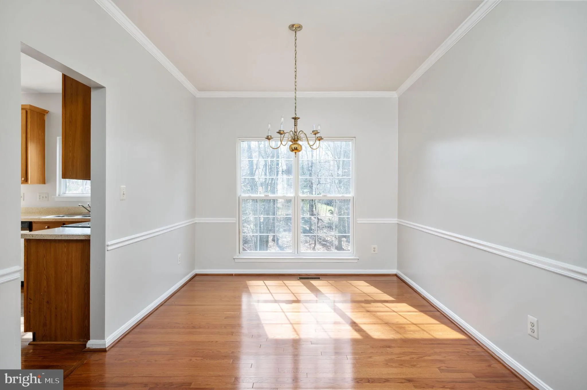 Manassas, Virginia 20112, United States, 5 Bedrooms Bedrooms, ,4 BathroomsBathrooms,Residential,Contingent,79204