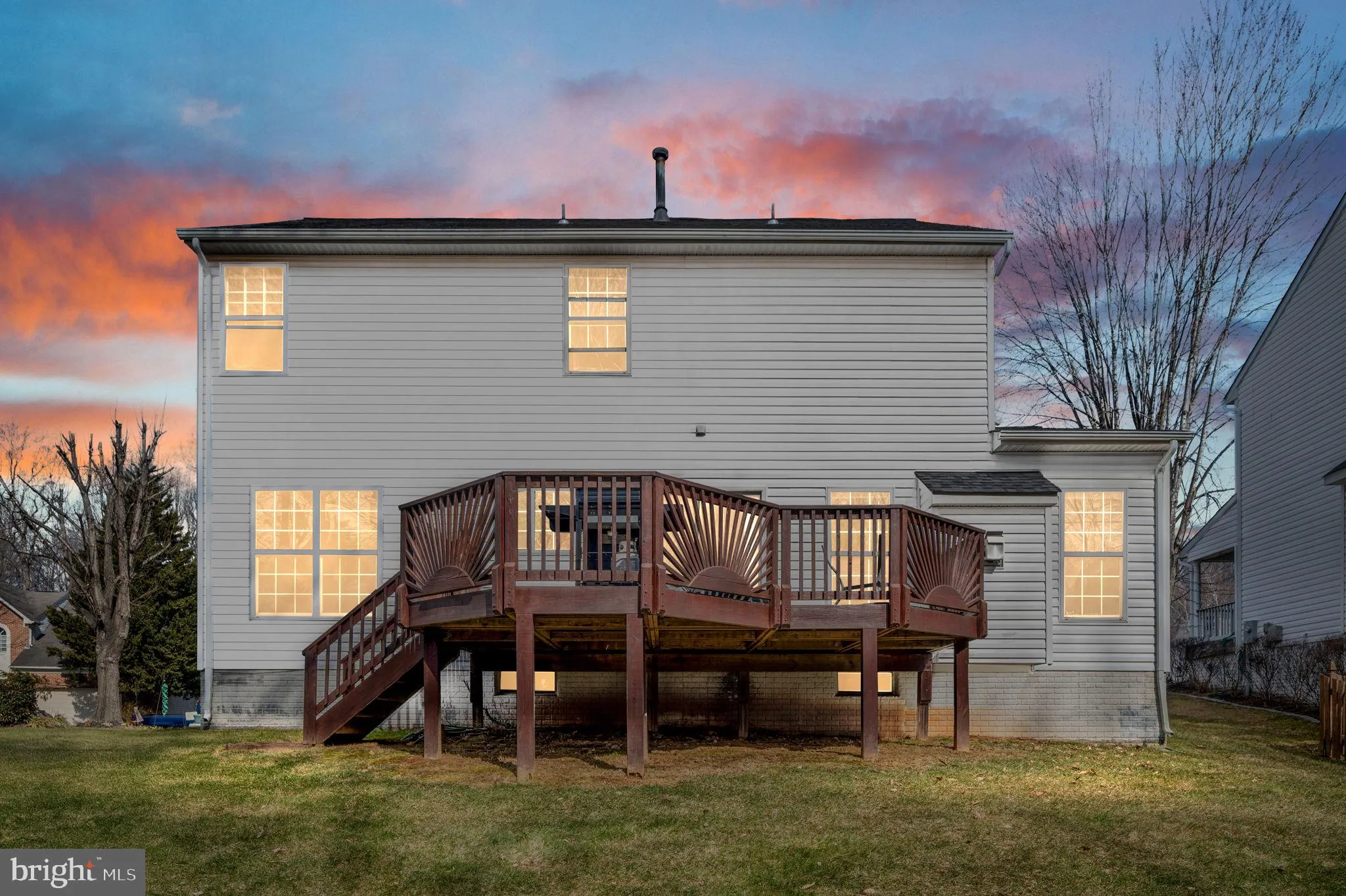 Manassas, Virginia 20112, United States, 5 Bedrooms Bedrooms, ,4 BathroomsBathrooms,Residential,Contingent,79204