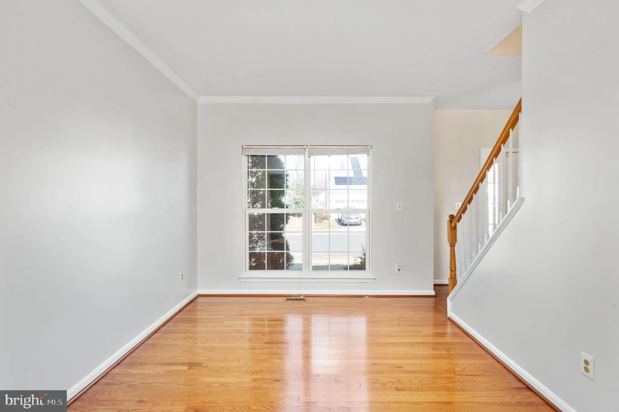 Manassas, Virginia 20112, United States, 5 Bedrooms Bedrooms, ,4 BathroomsBathrooms,Residential,Contingent,79204