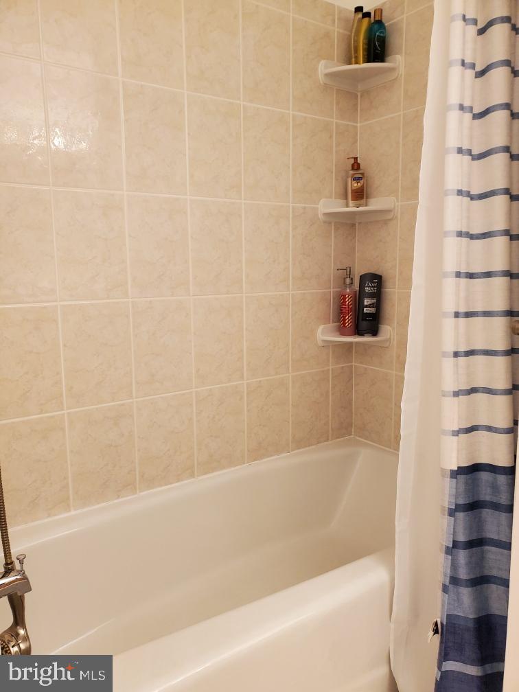 GAMBRILL SOUTH - Residential