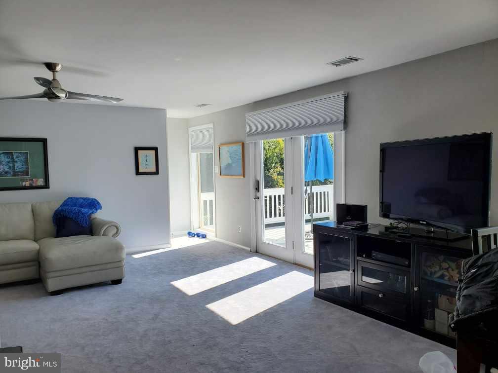 GAMBRILL SOUTH - Residential