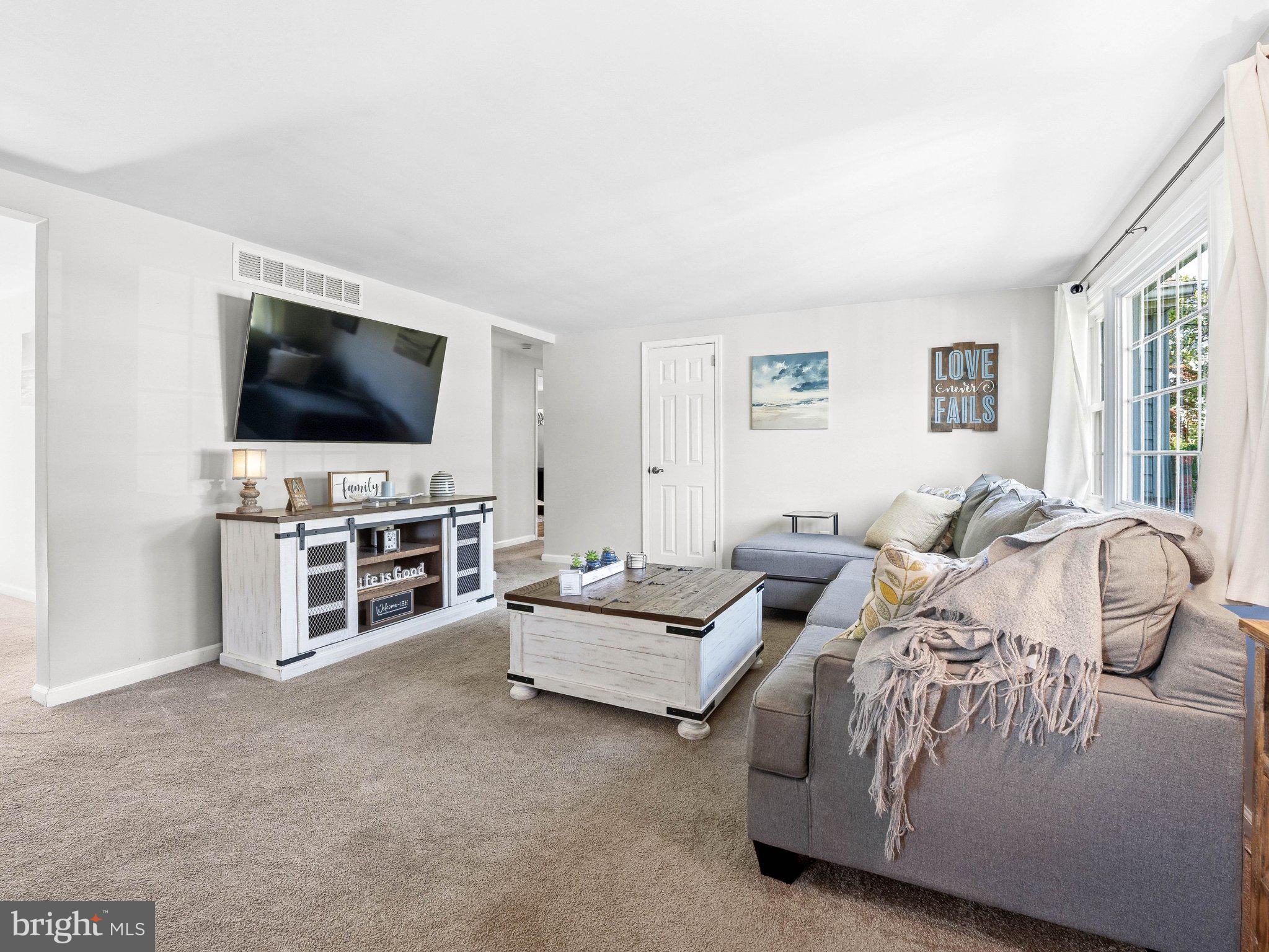 219 PERSHING AVENUE