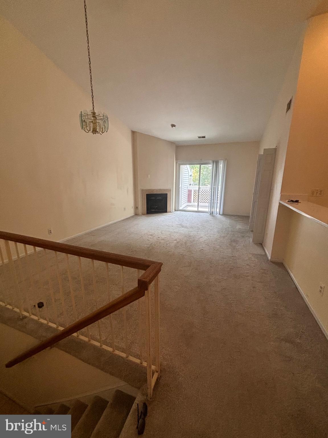 GRAYS POINTE - Residential Lease