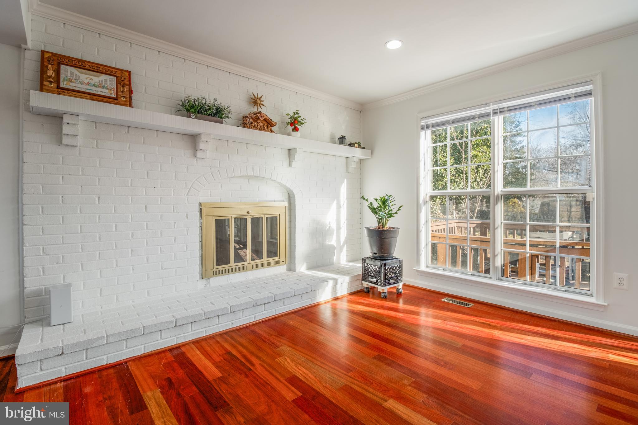 LAKE RIDGE - Residential