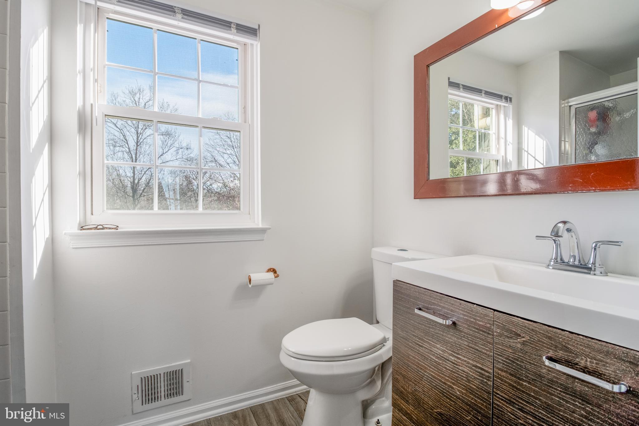 LAKE RIDGE - Residential