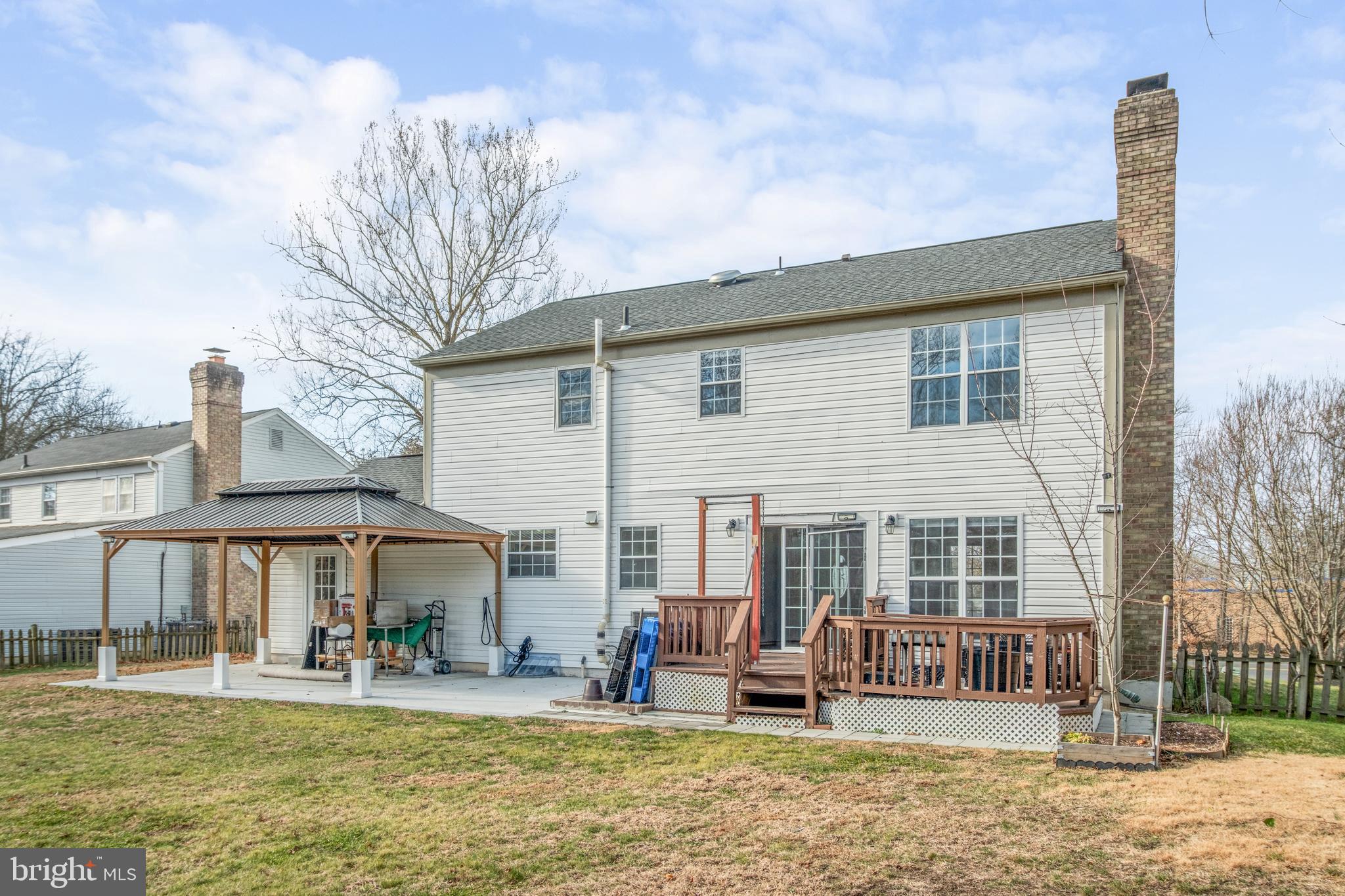 LAKE RIDGE - Residential