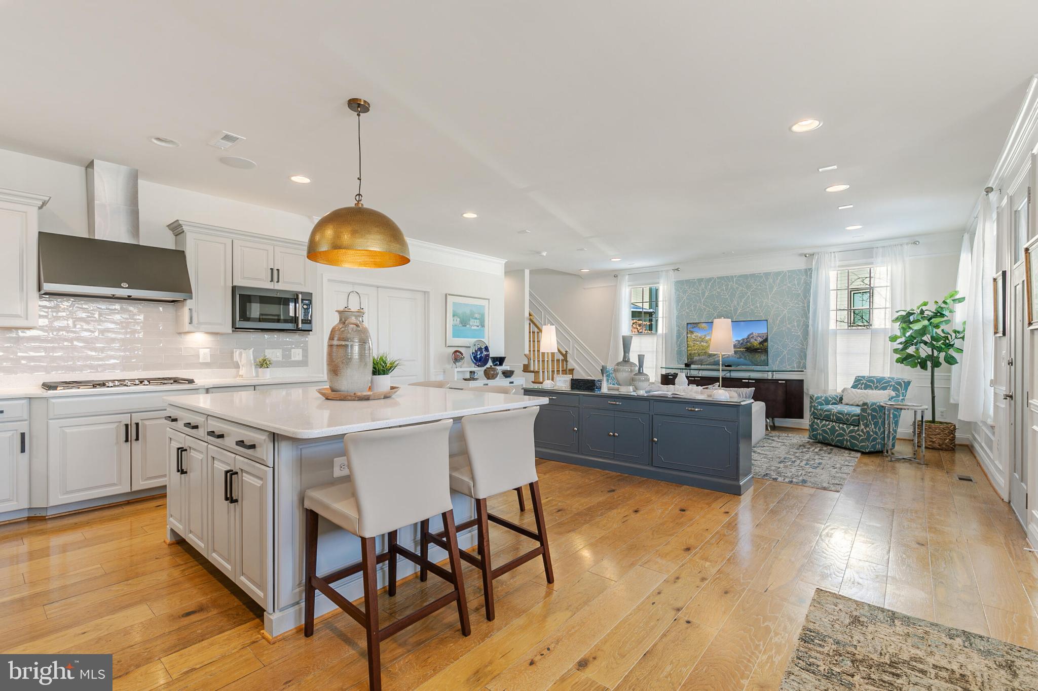 CREST OF ALEXANDRIA - Residential