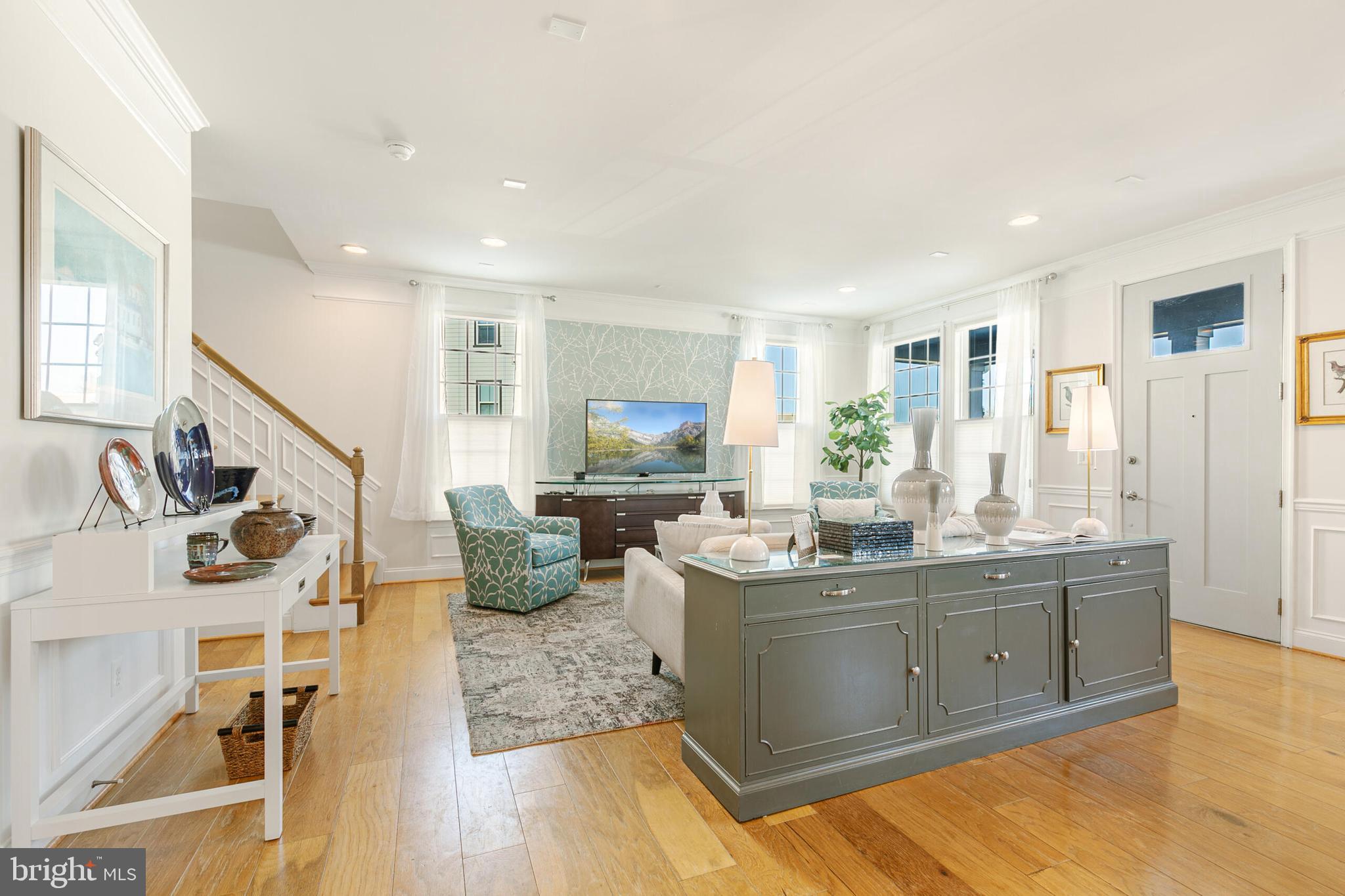 CREST OF ALEXANDRIA - Residential