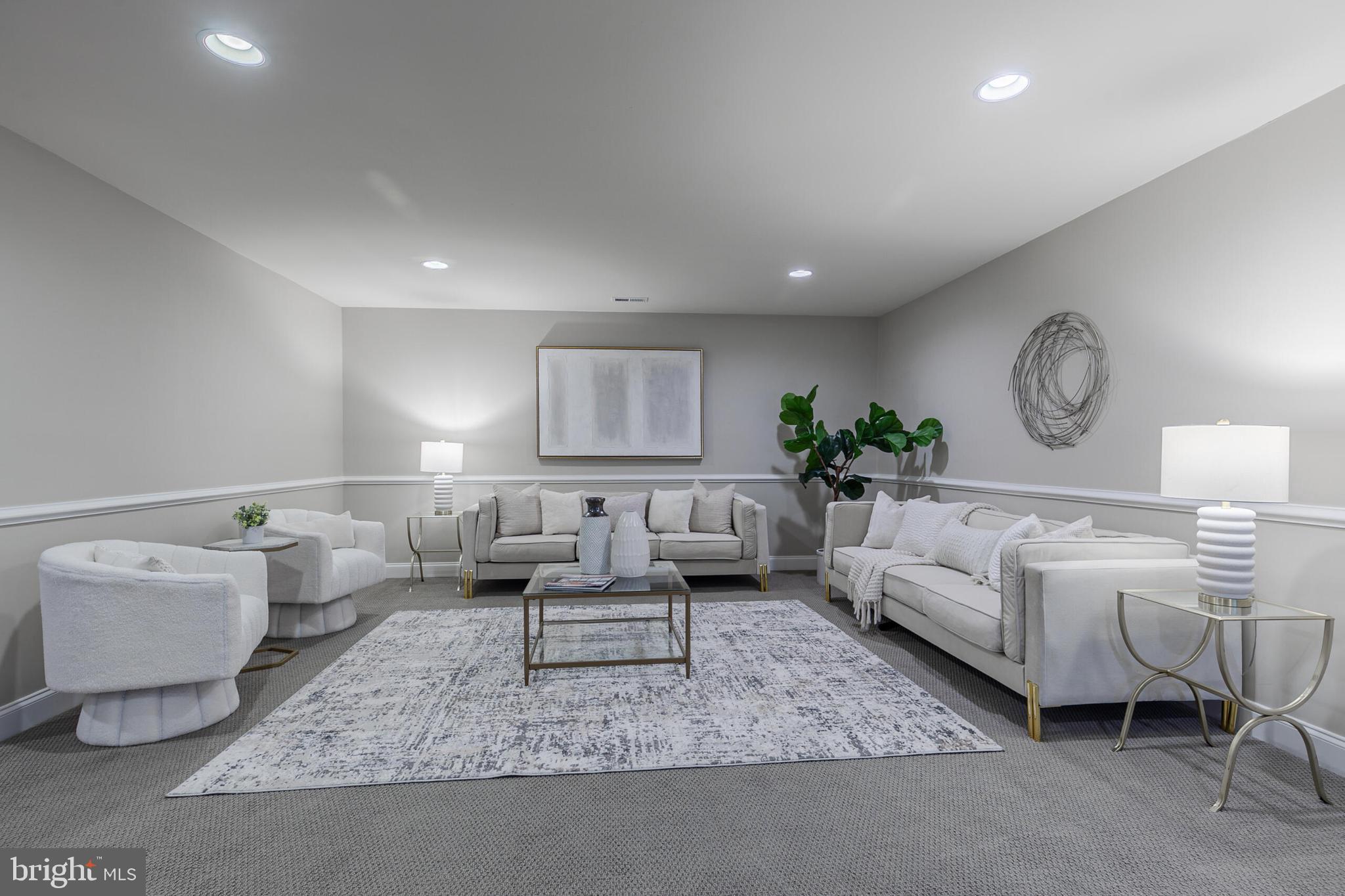 CREST OF ALEXANDRIA - Residential