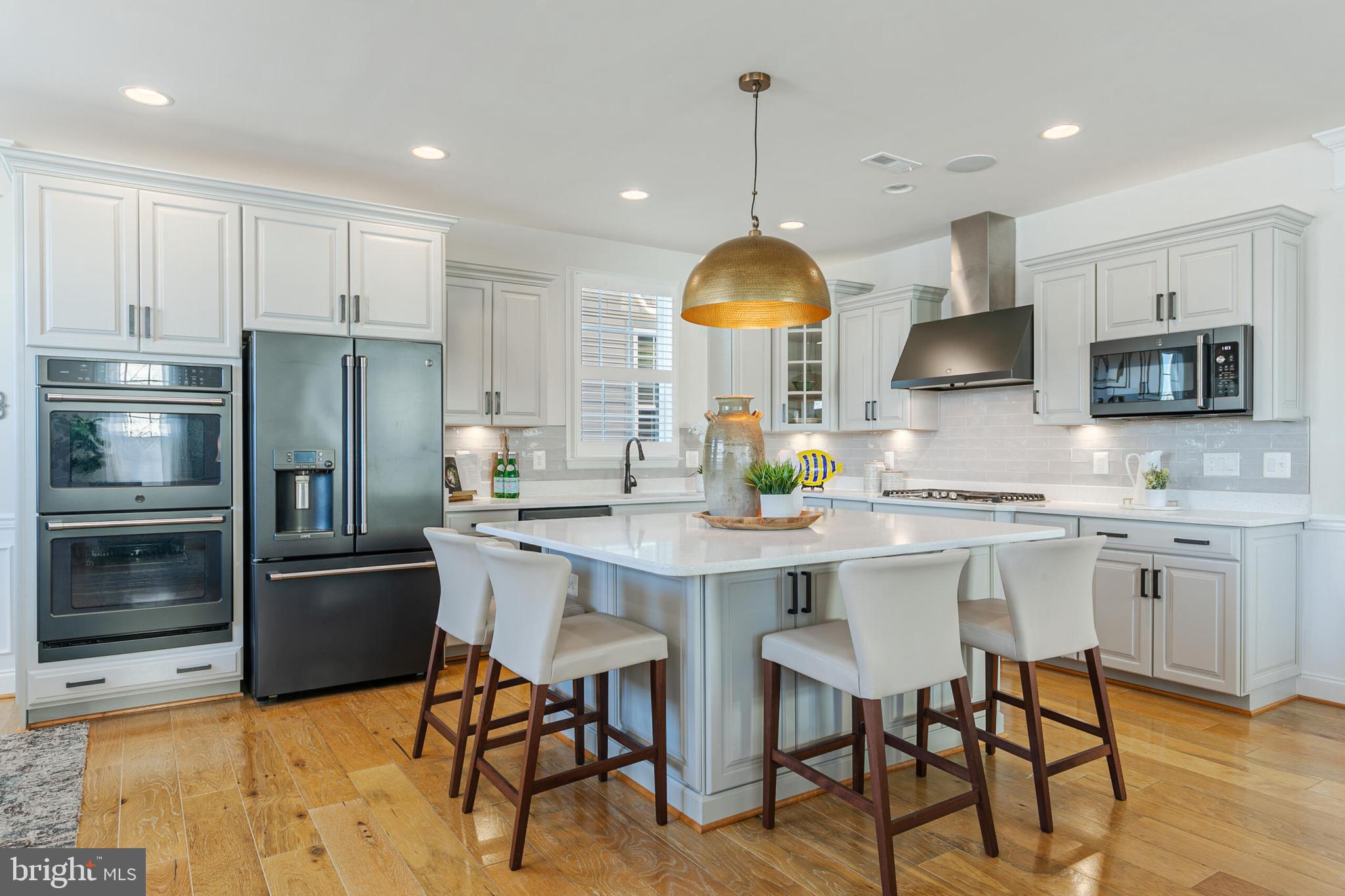 CREST OF ALEXANDRIA - Residential