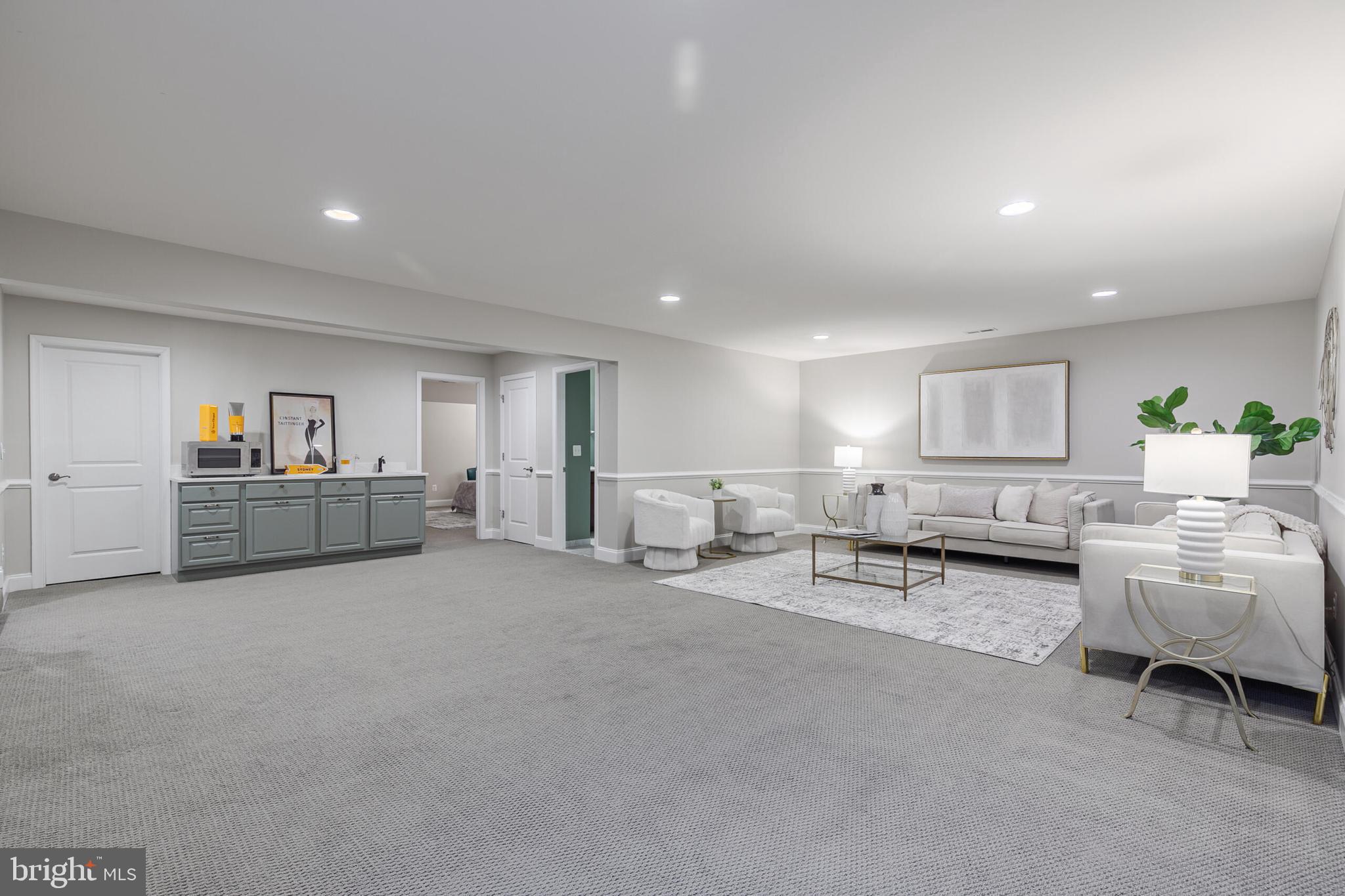 CREST OF ALEXANDRIA - Residential