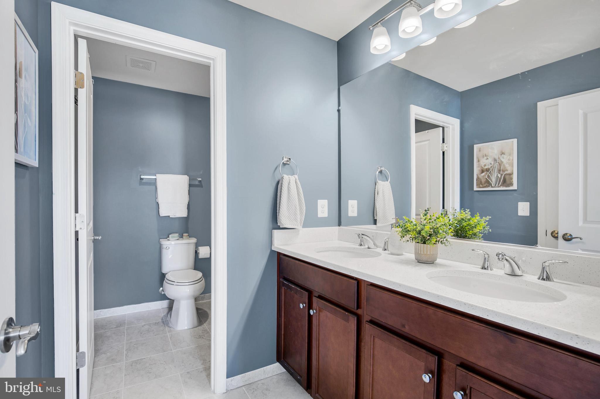 CREST OF ALEXANDRIA - Residential