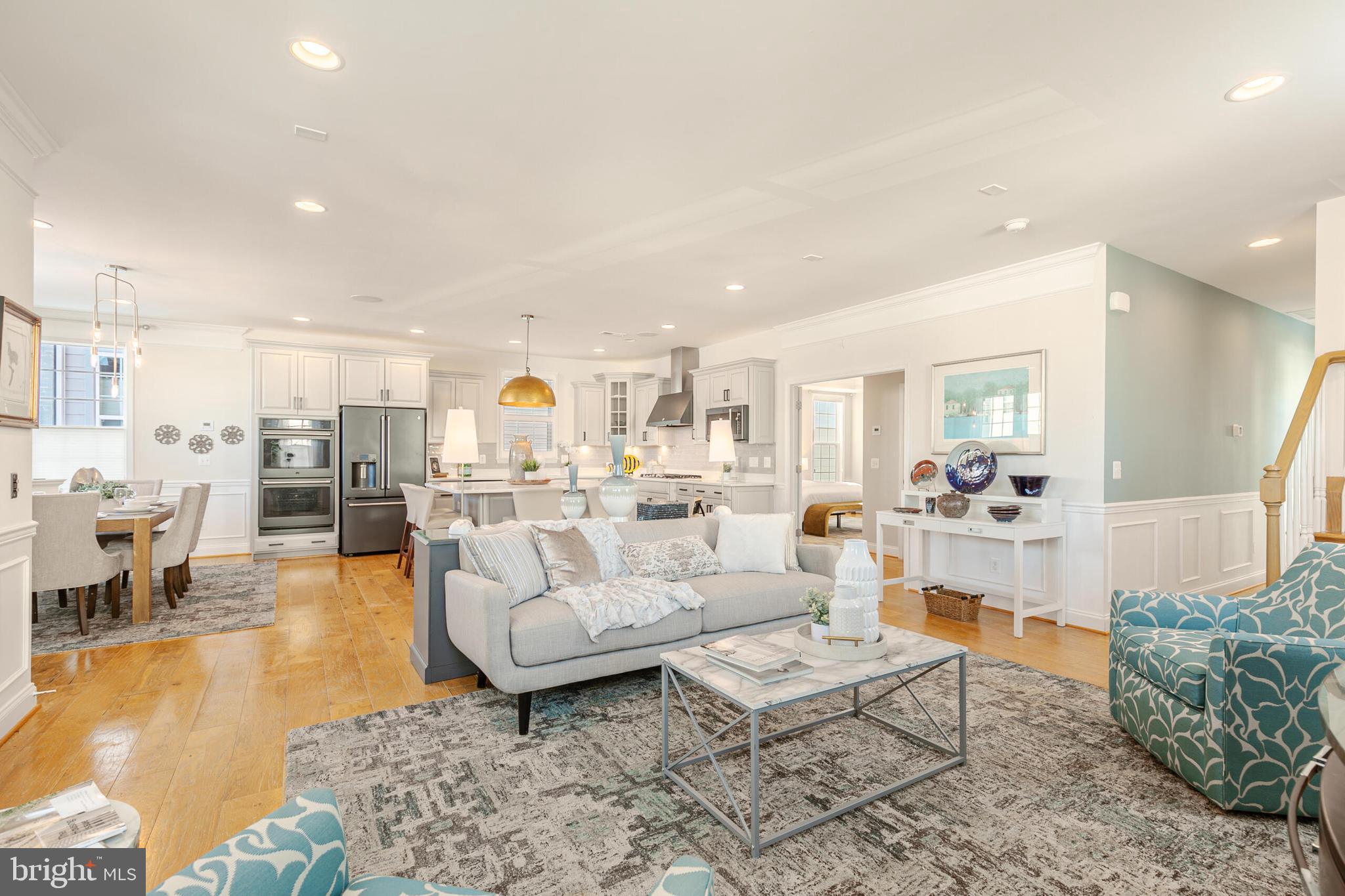 CREST OF ALEXANDRIA - Residential