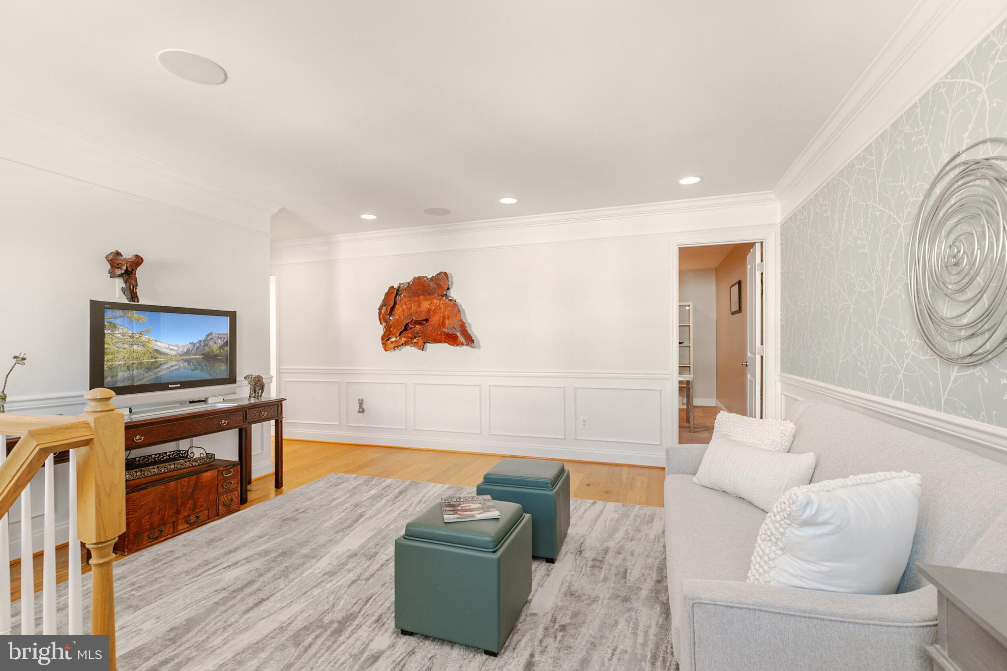 CREST OF ALEXANDRIA - Residential