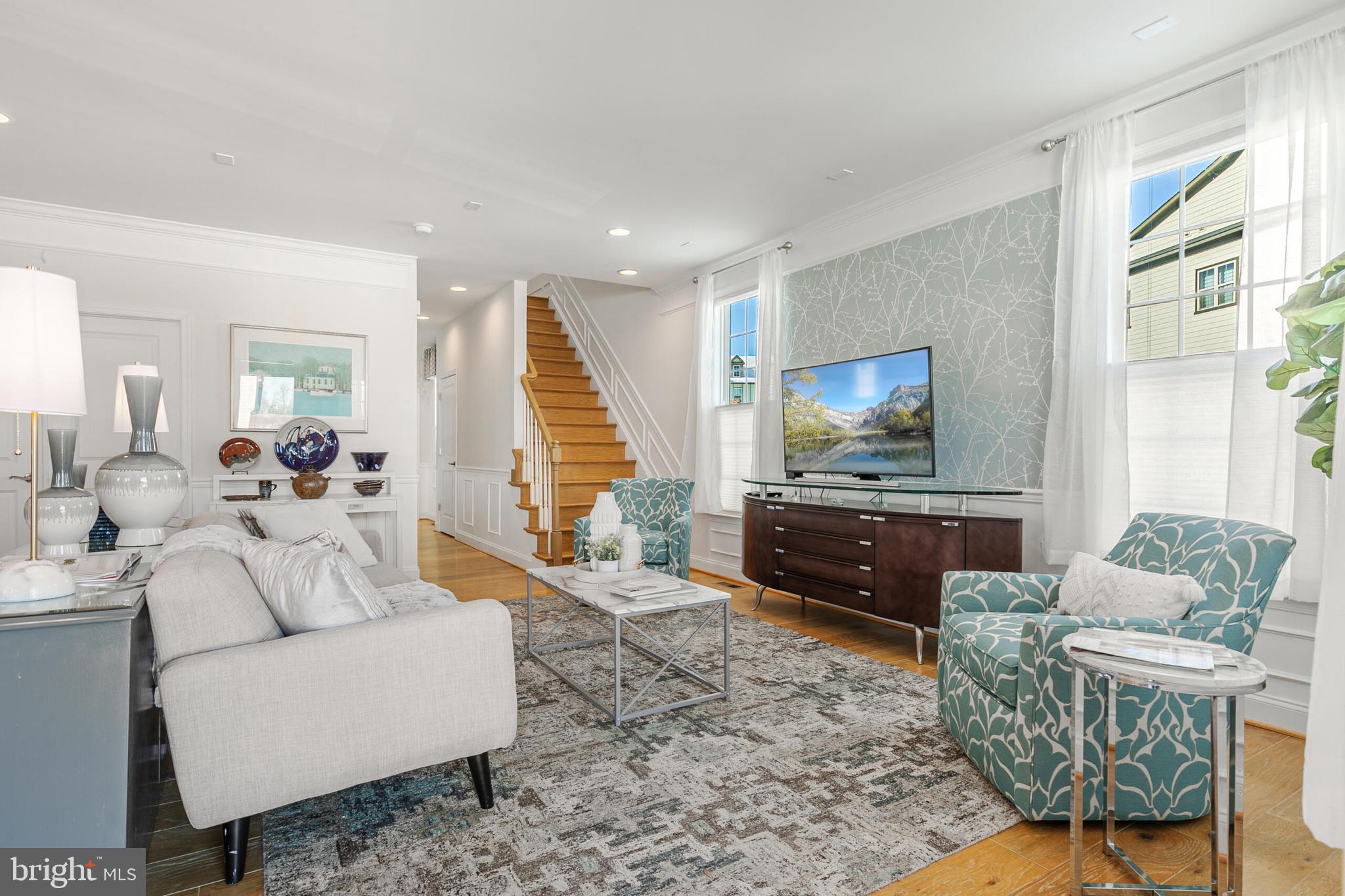 CREST OF ALEXANDRIA - Residential