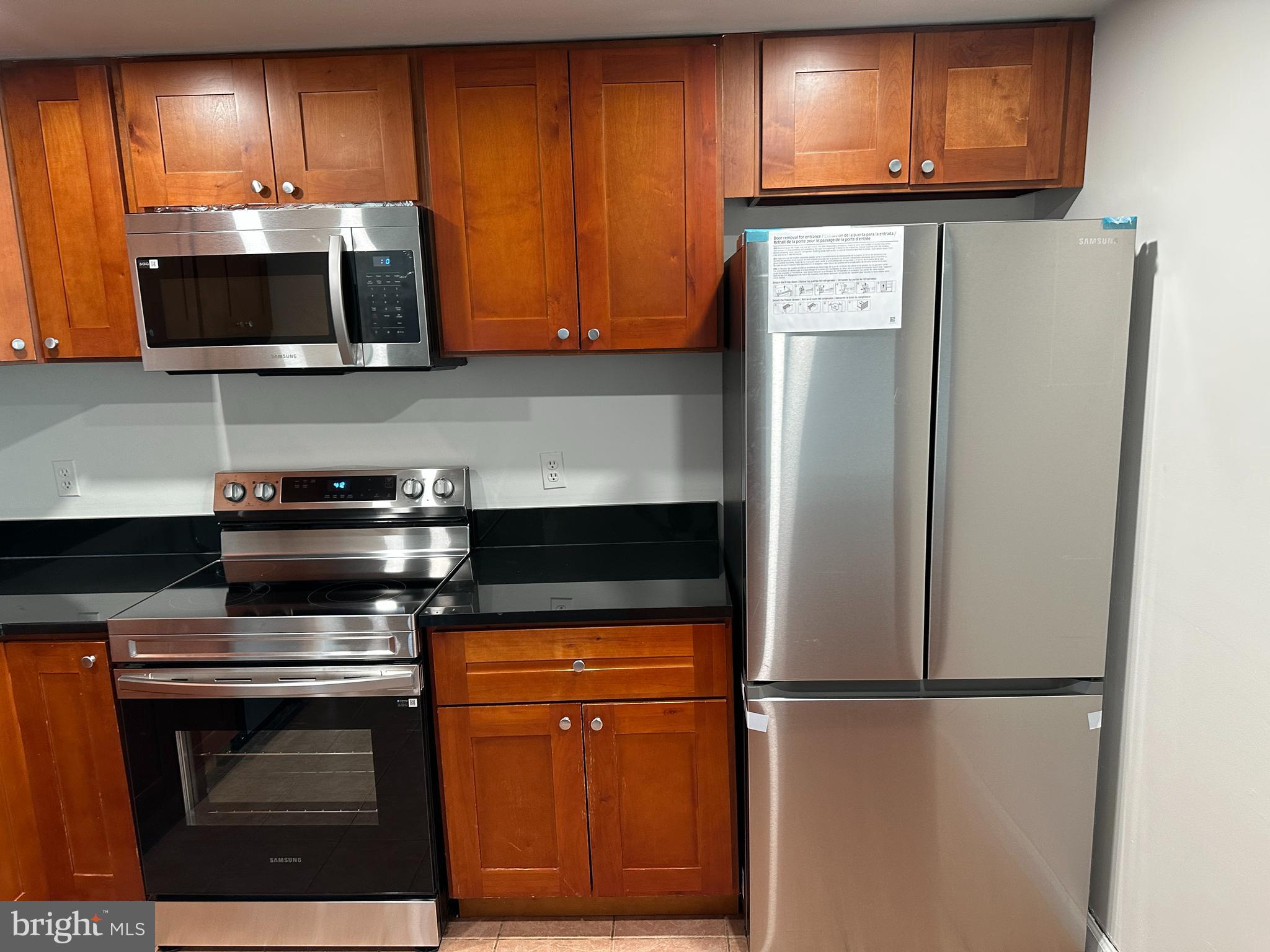 SENTINEL OF LANDMARK - Residential Lease