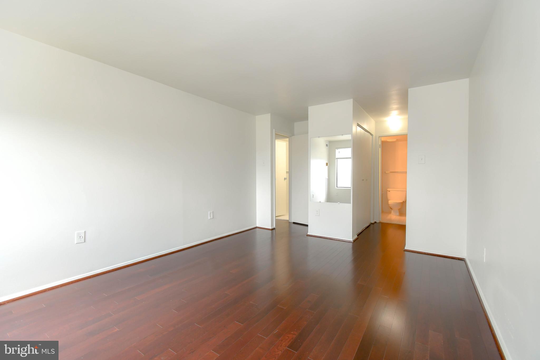 SENTINEL OF LANDMARK - Residential Lease