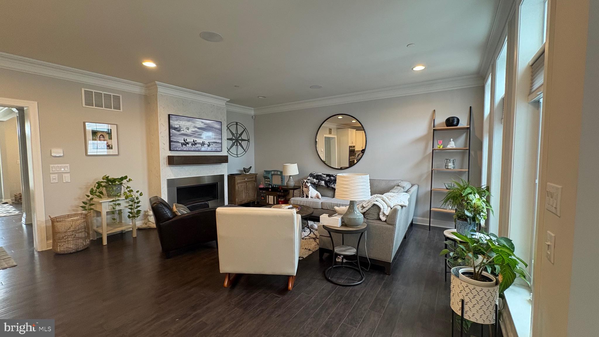 1819 WINDFLOWER LANE