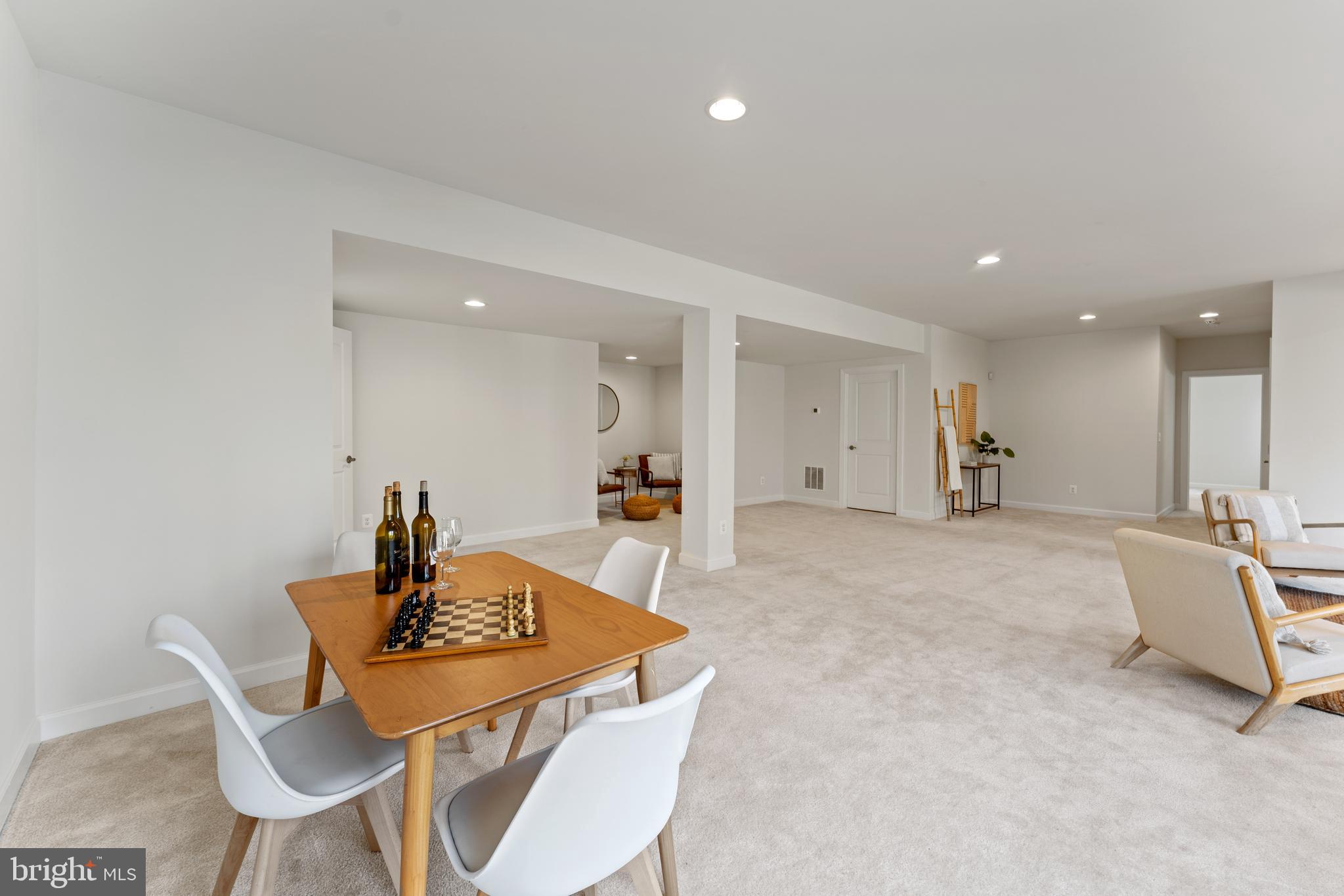 RIVERMONT - Residential