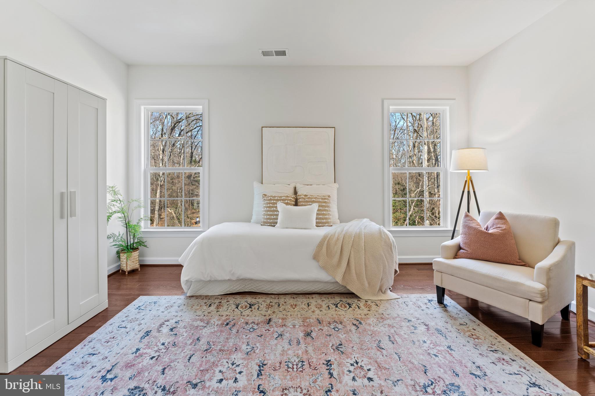 RIVERMONT - Residential