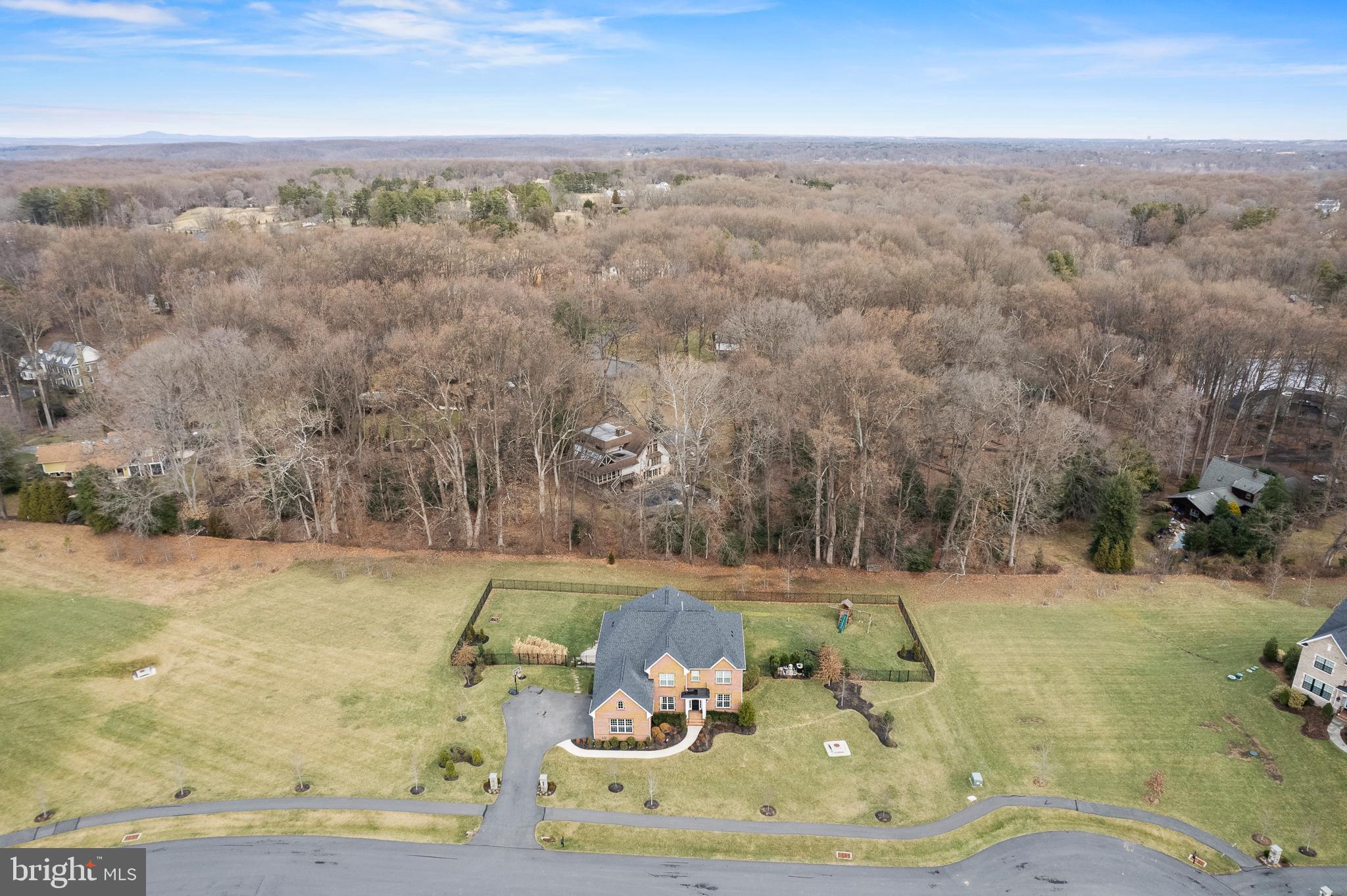 RIVERMONT - Residential