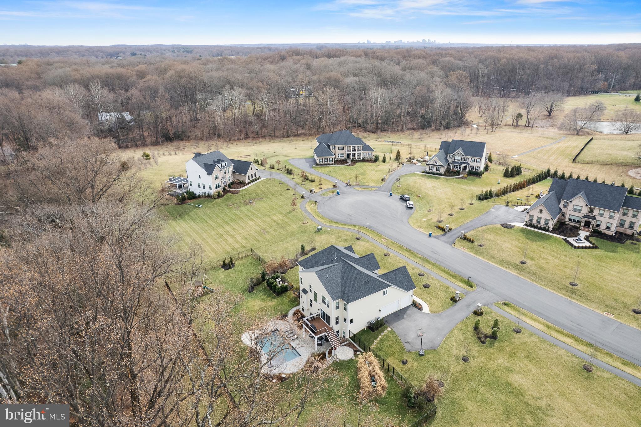 RIVERMONT - Residential