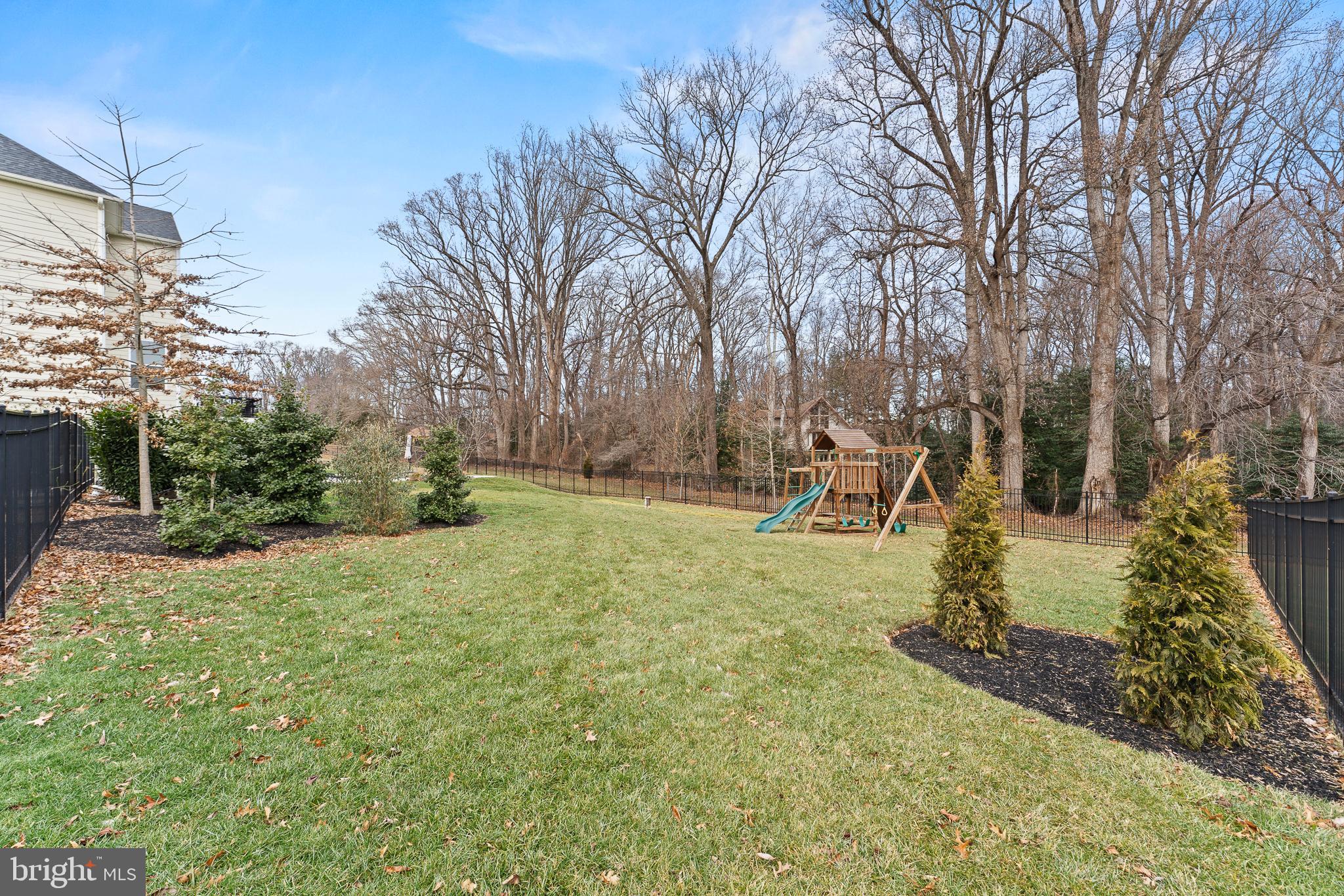 RIVERMONT - Residential