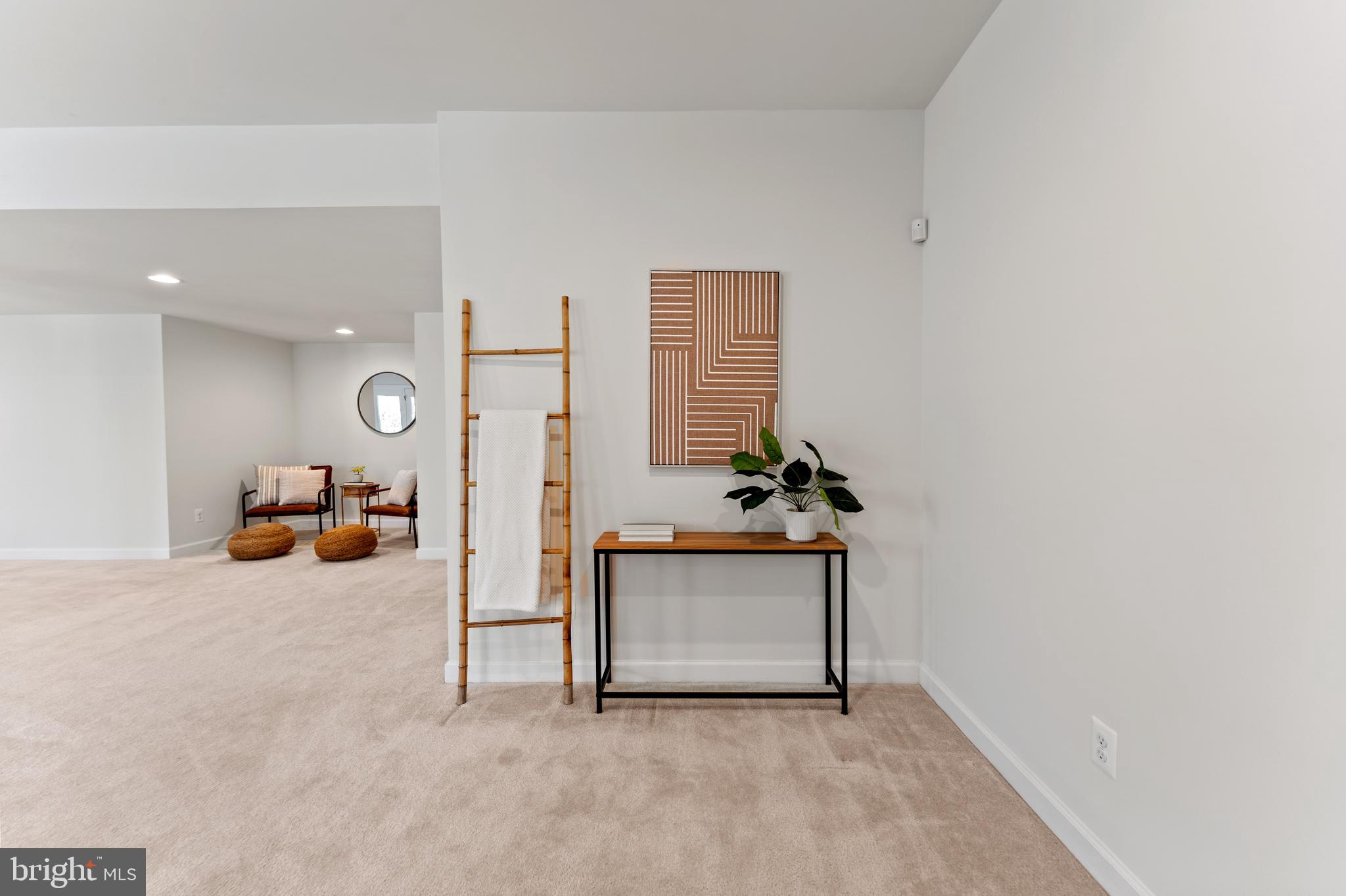 RIVERMONT - Residential