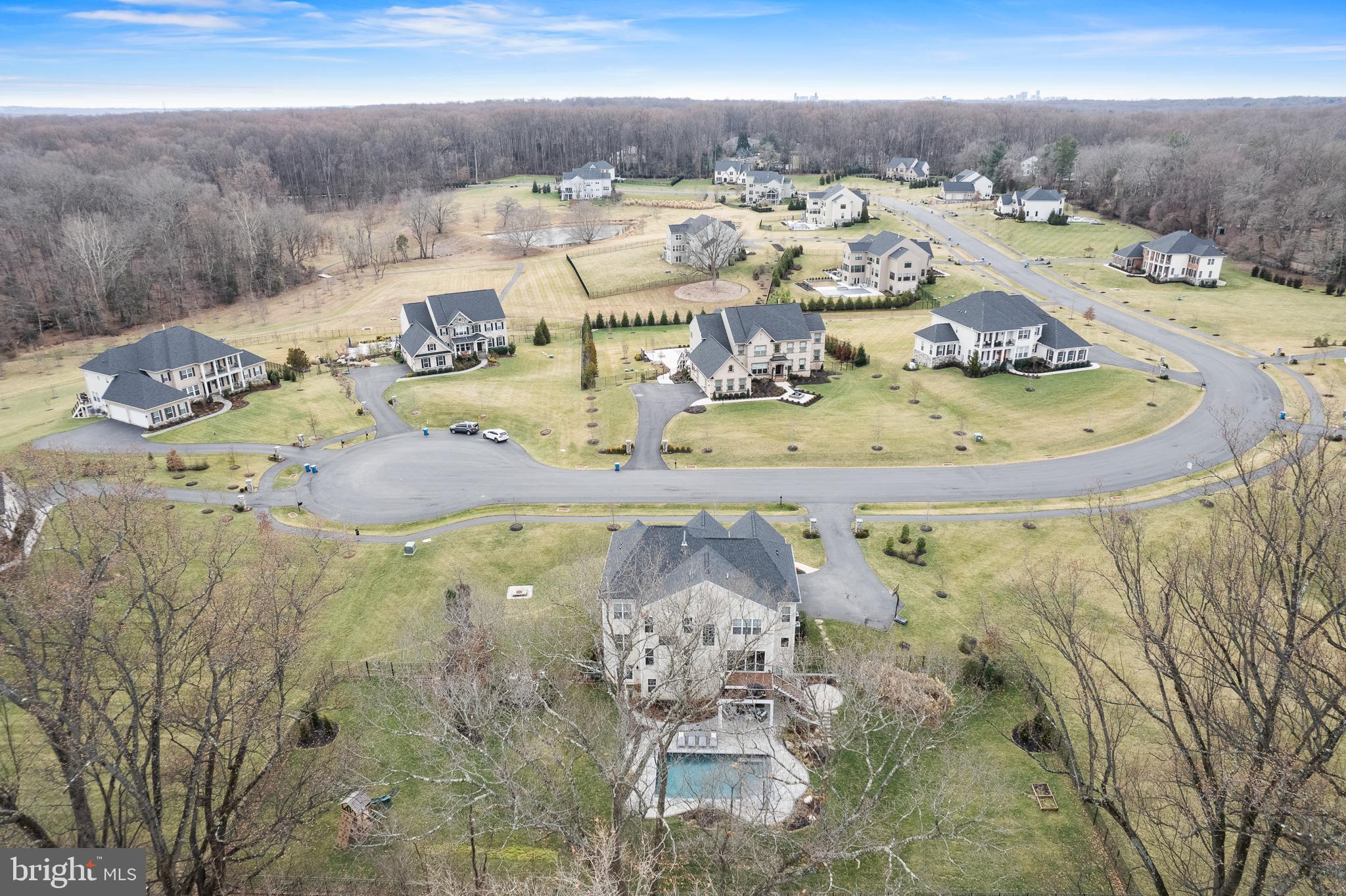 RIVERMONT - Residential