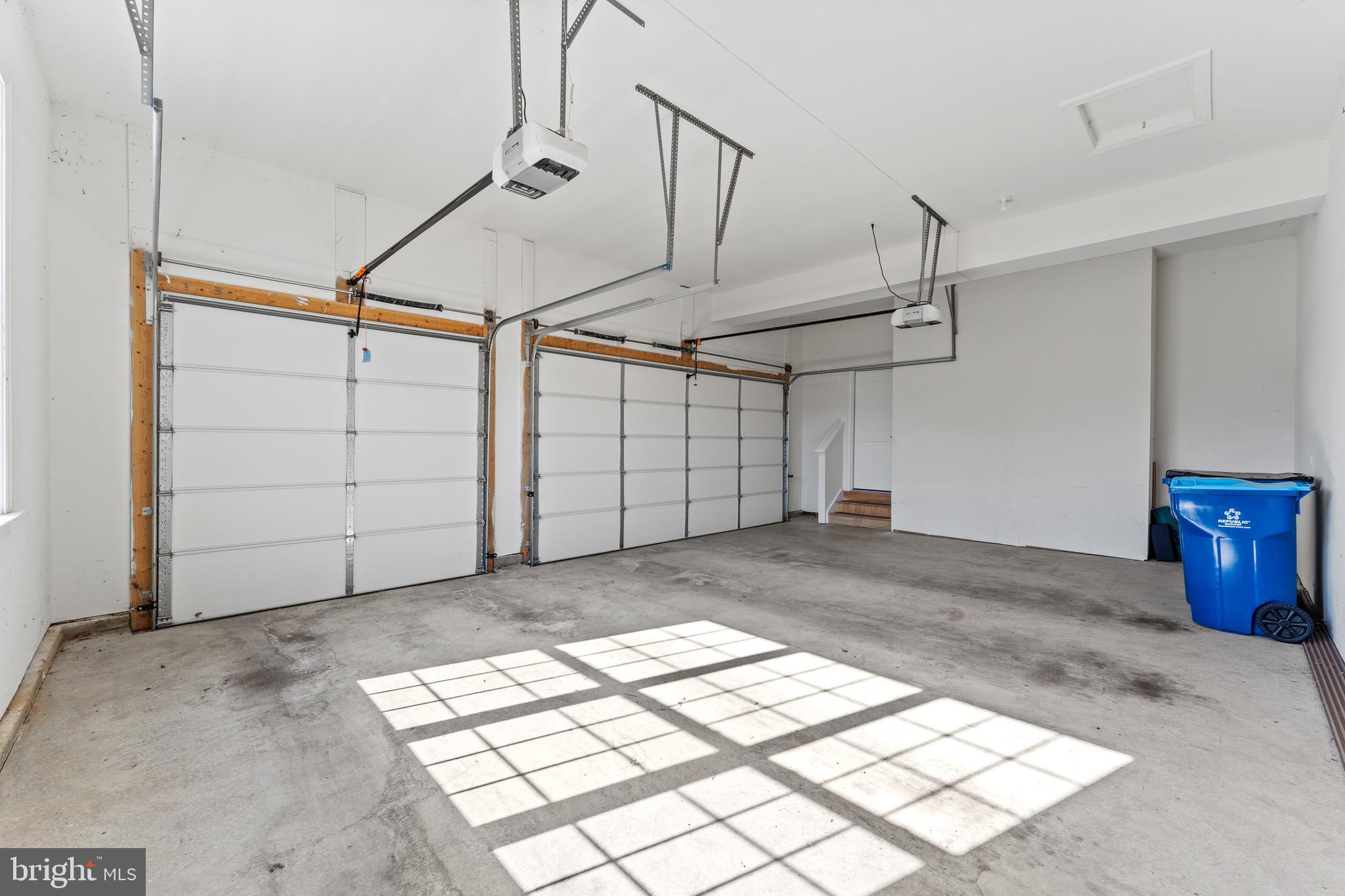 RIVERMONT - Residential