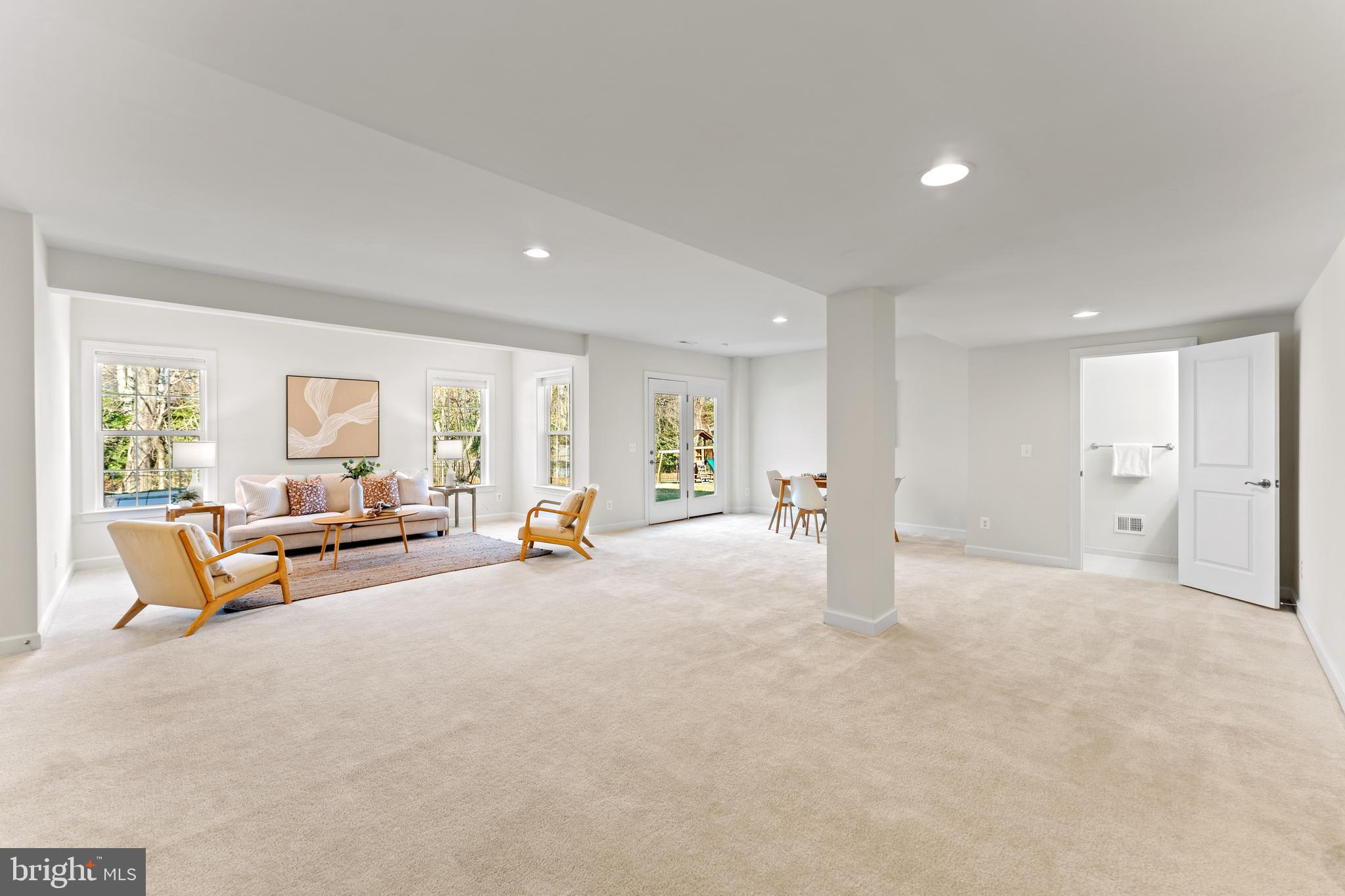 RIVERMONT - Residential