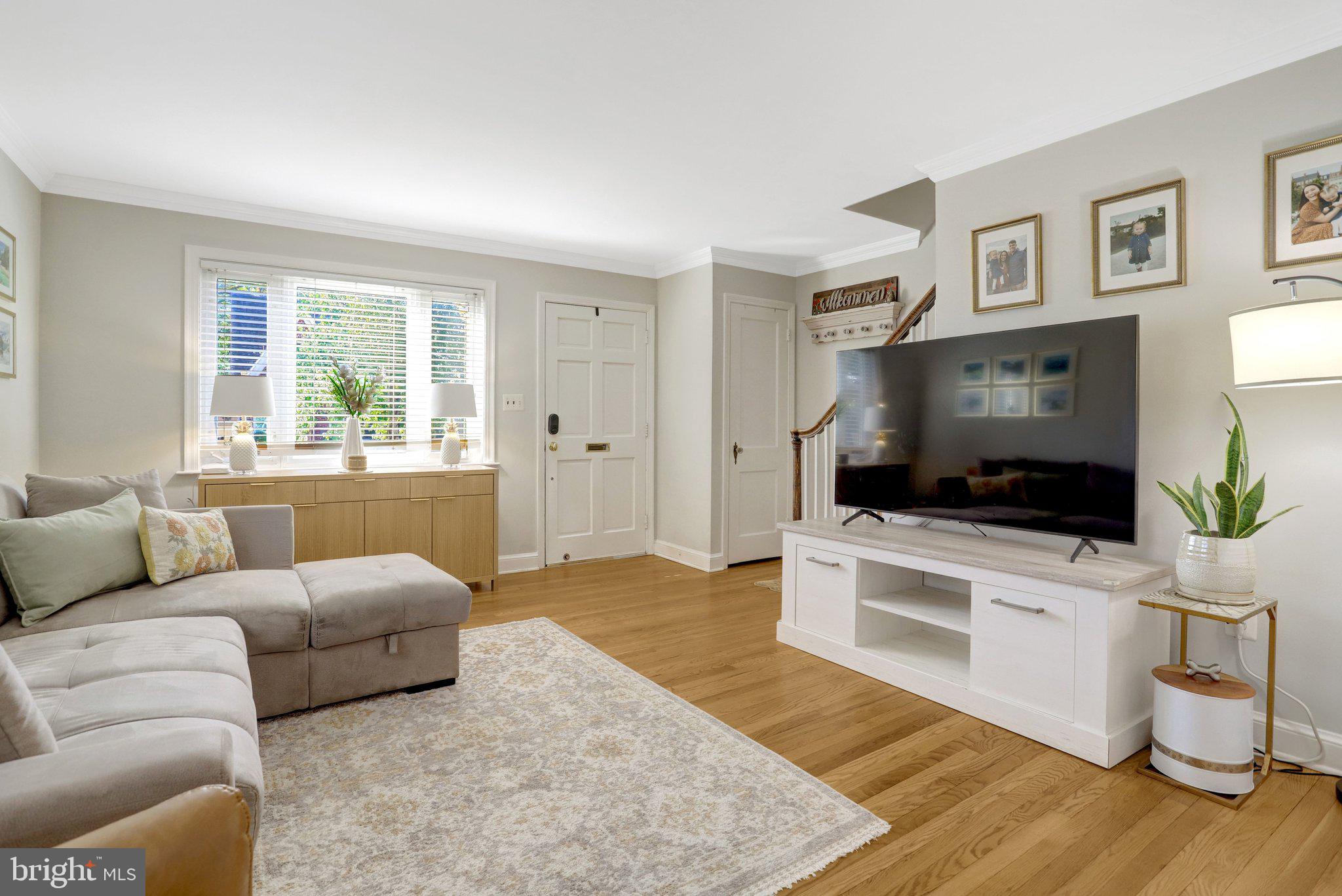 208 E BELLEFONTE AVENUE A