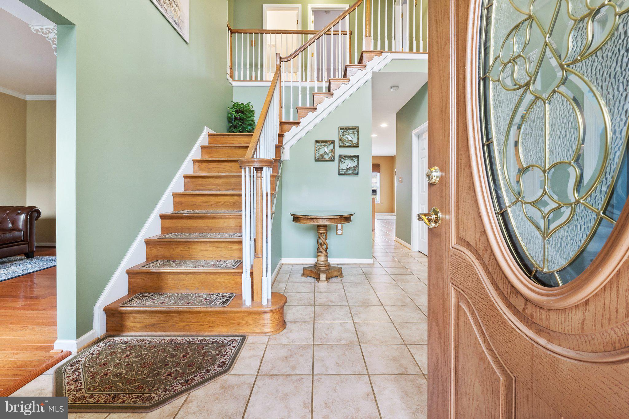 LOCUST HILL - Residential