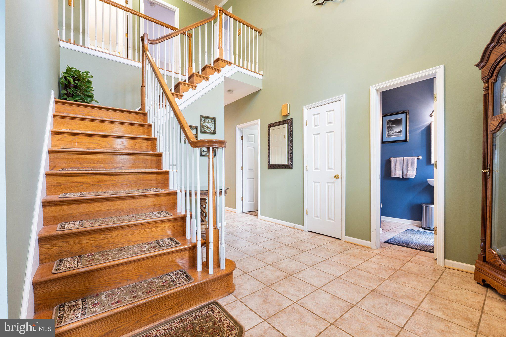 LOCUST HILL - Residential