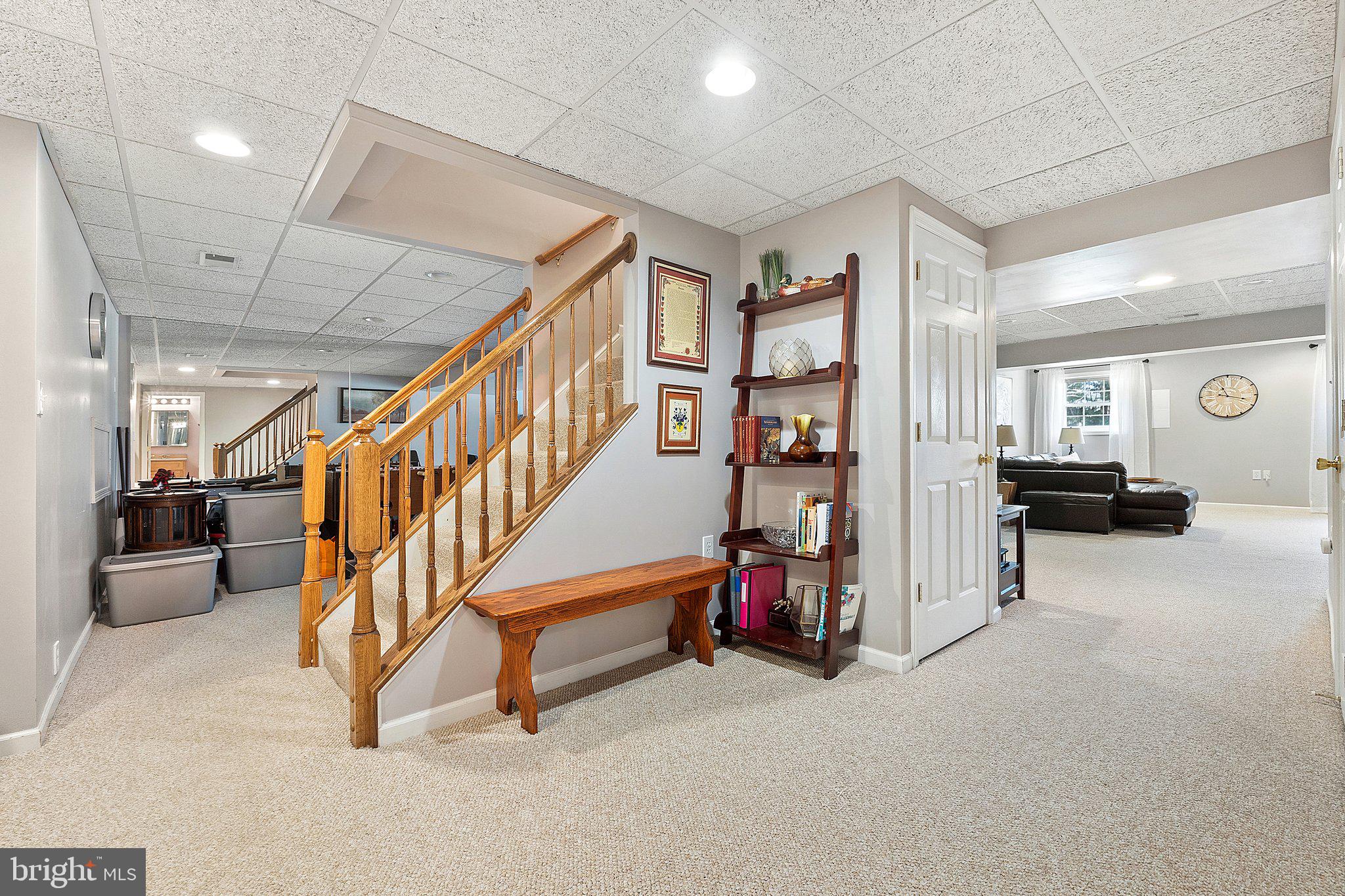 LOCUST HILL - Residential