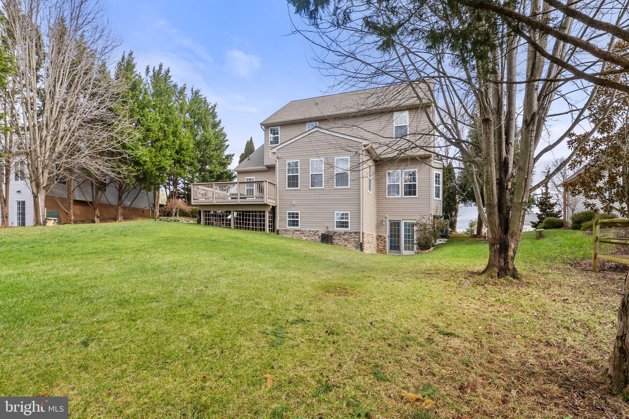 LOCUST HILL - Residential