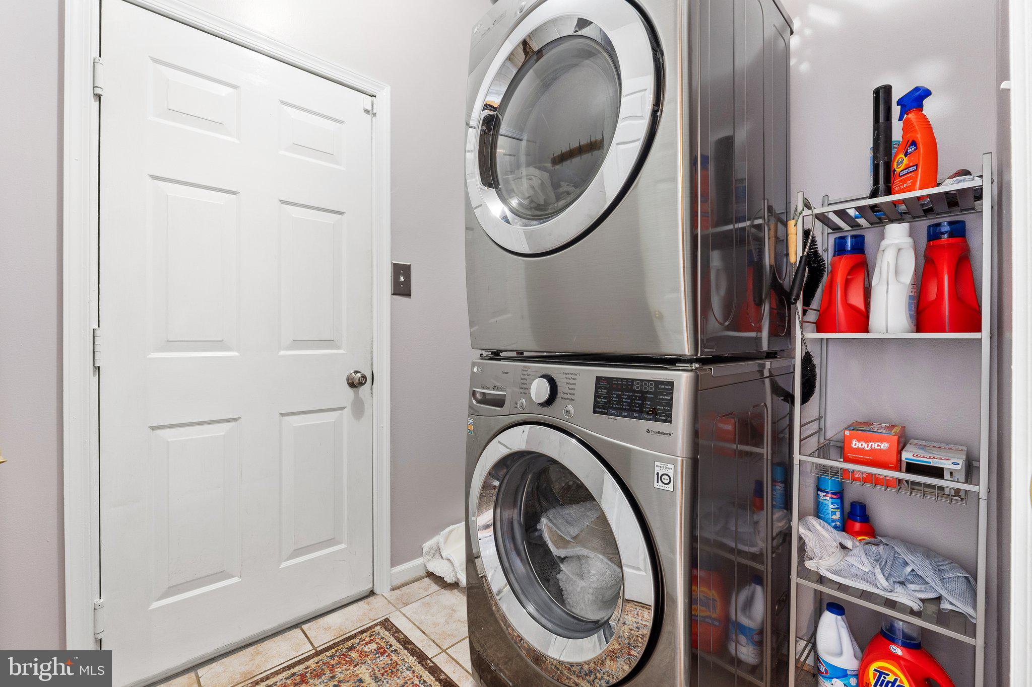 LOCUST HILL - Residential