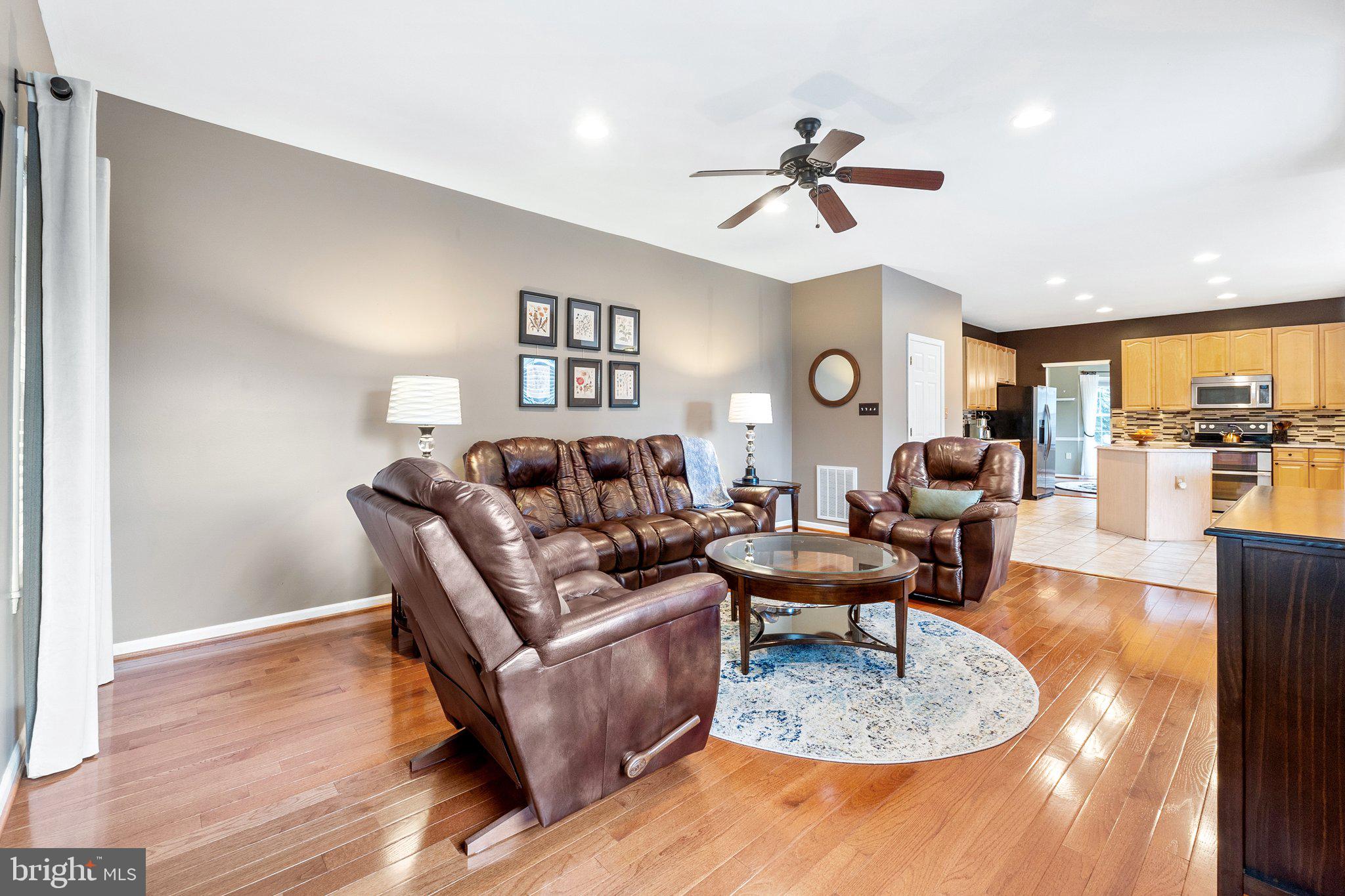 LOCUST HILL - Residential